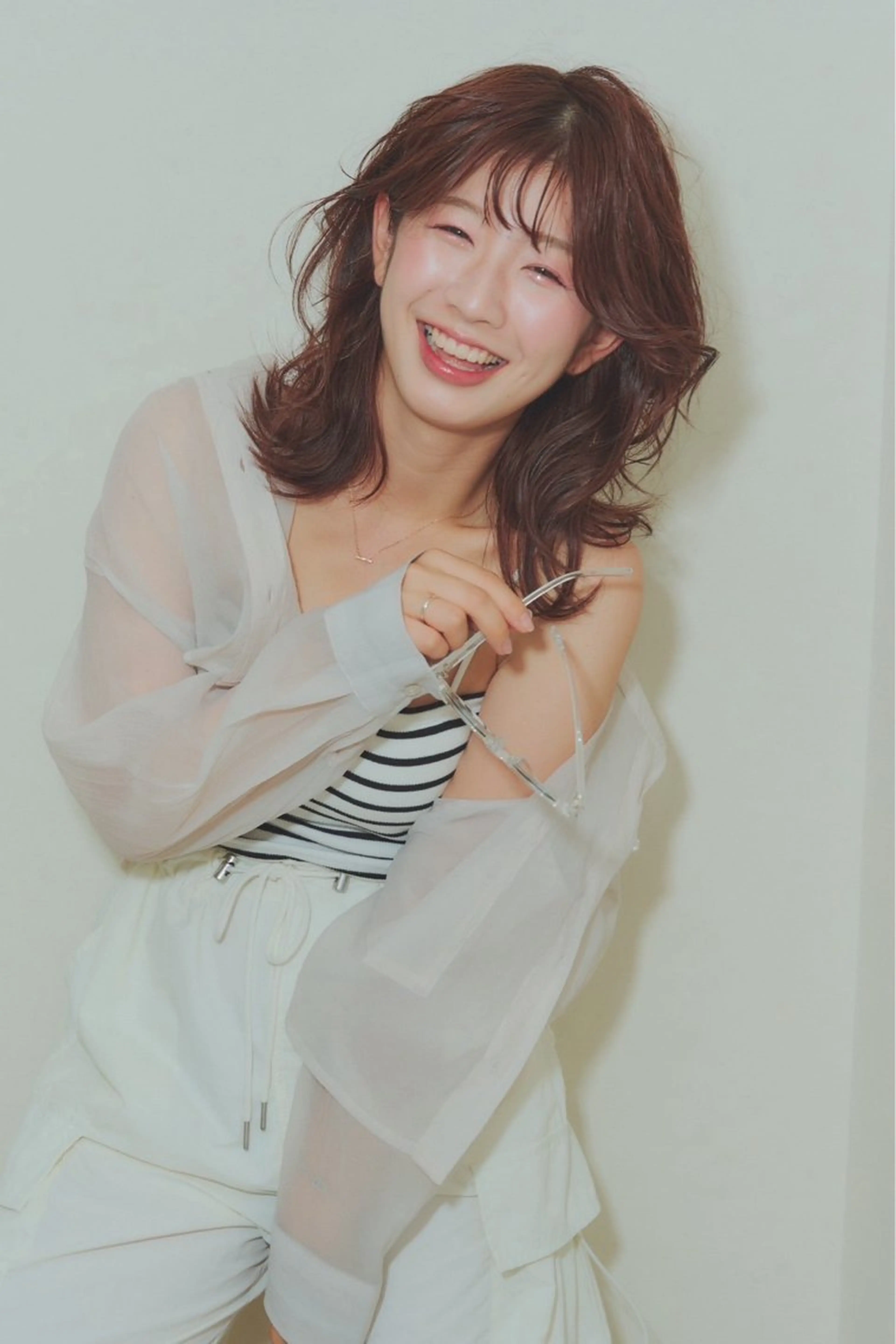 セミロング カラー ヘアカラー トリートメント 髪質改善美容師 🪽YOSSYのヘアスタイル