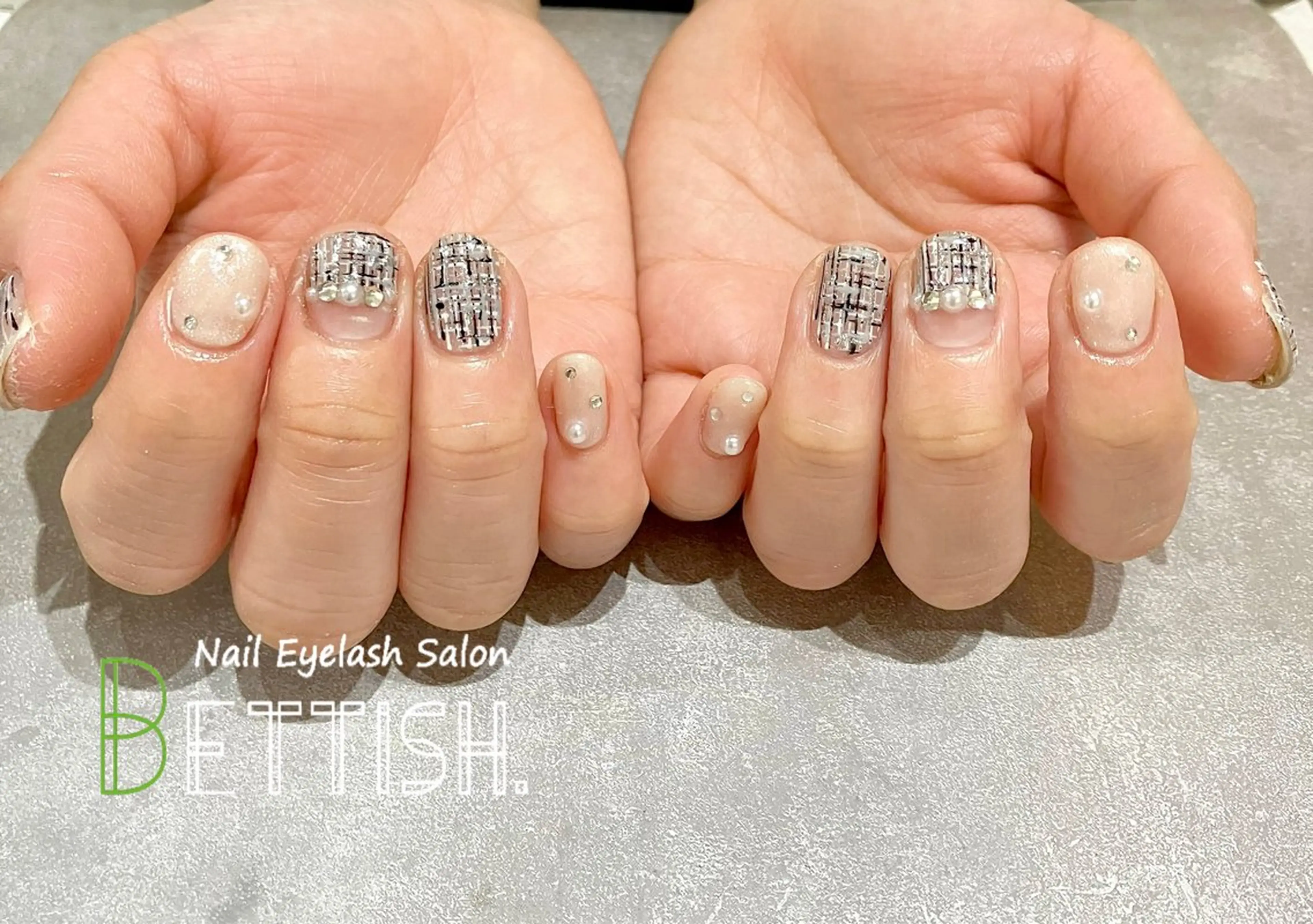 ネイル ツイードネイル ハンドネイル BETTISH. KUMIKO☺︎︎のネイルデザイン