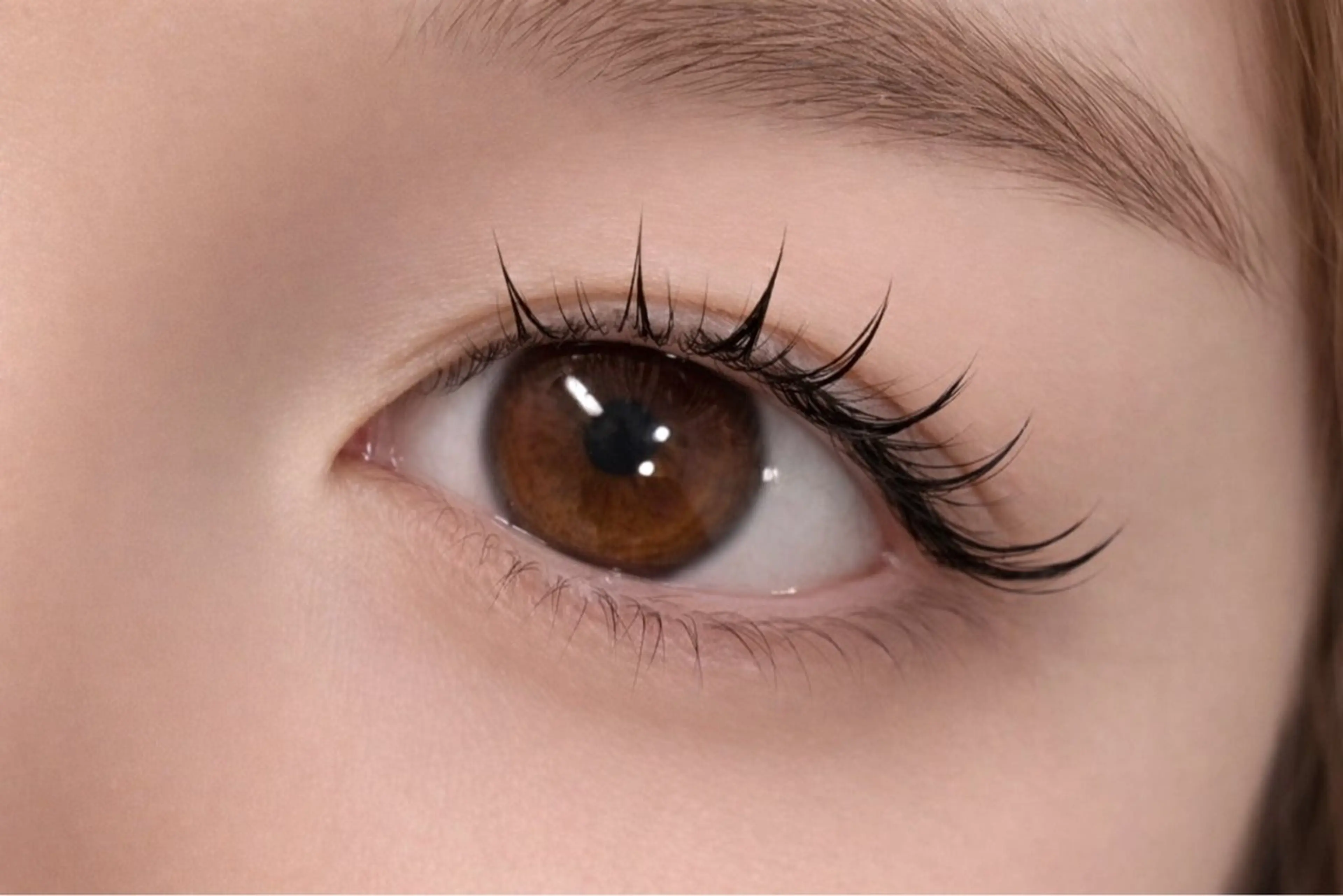 マツエク・マツパ 束感まつ毛 フラットラッシュ 韓国風マツエク EYEMAJIC Pure★高見の眉毛・アイブロウイメージ