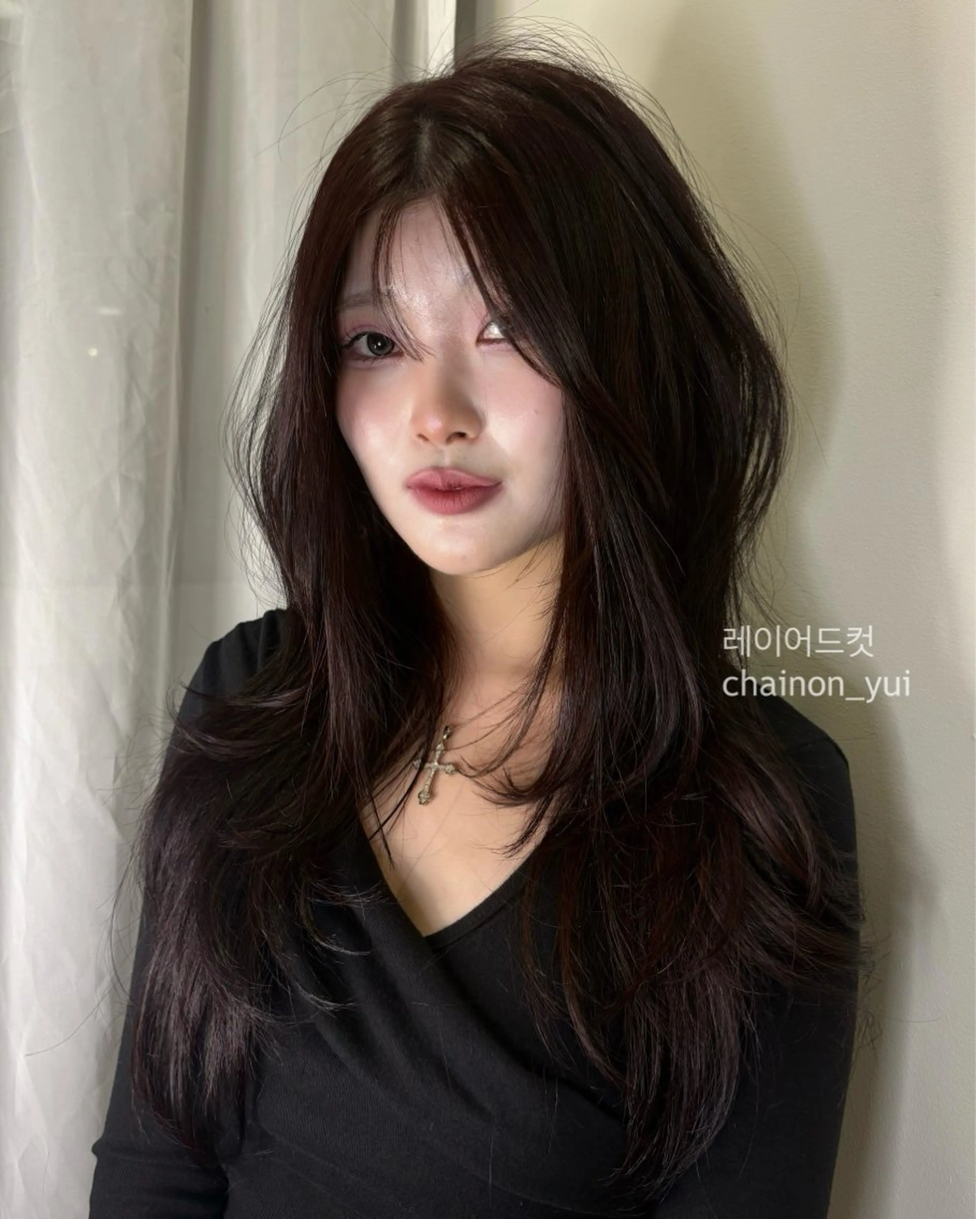 ロング カット ヘアカラー YUI レイヤー/韓国ヘアのヘアスタイル