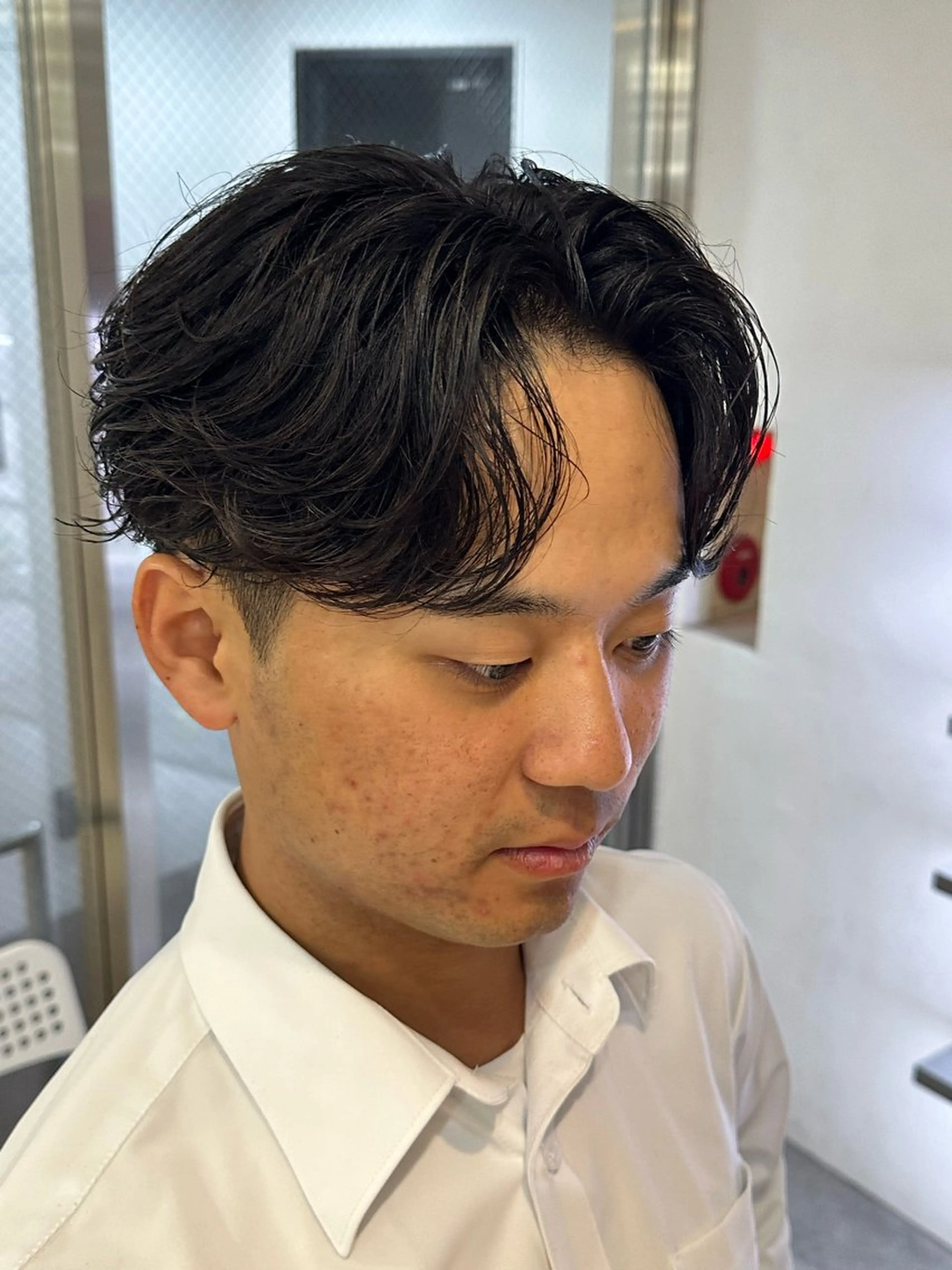 パーマ メンズ フェザーパーマ マッシュ メンズパーマ 学生（メンズ向け） メンズツイストパーマ カット パーマ fifth men's原宿所属・fifth/原宿/ シャドウパーマ/カズのヘアスタイル