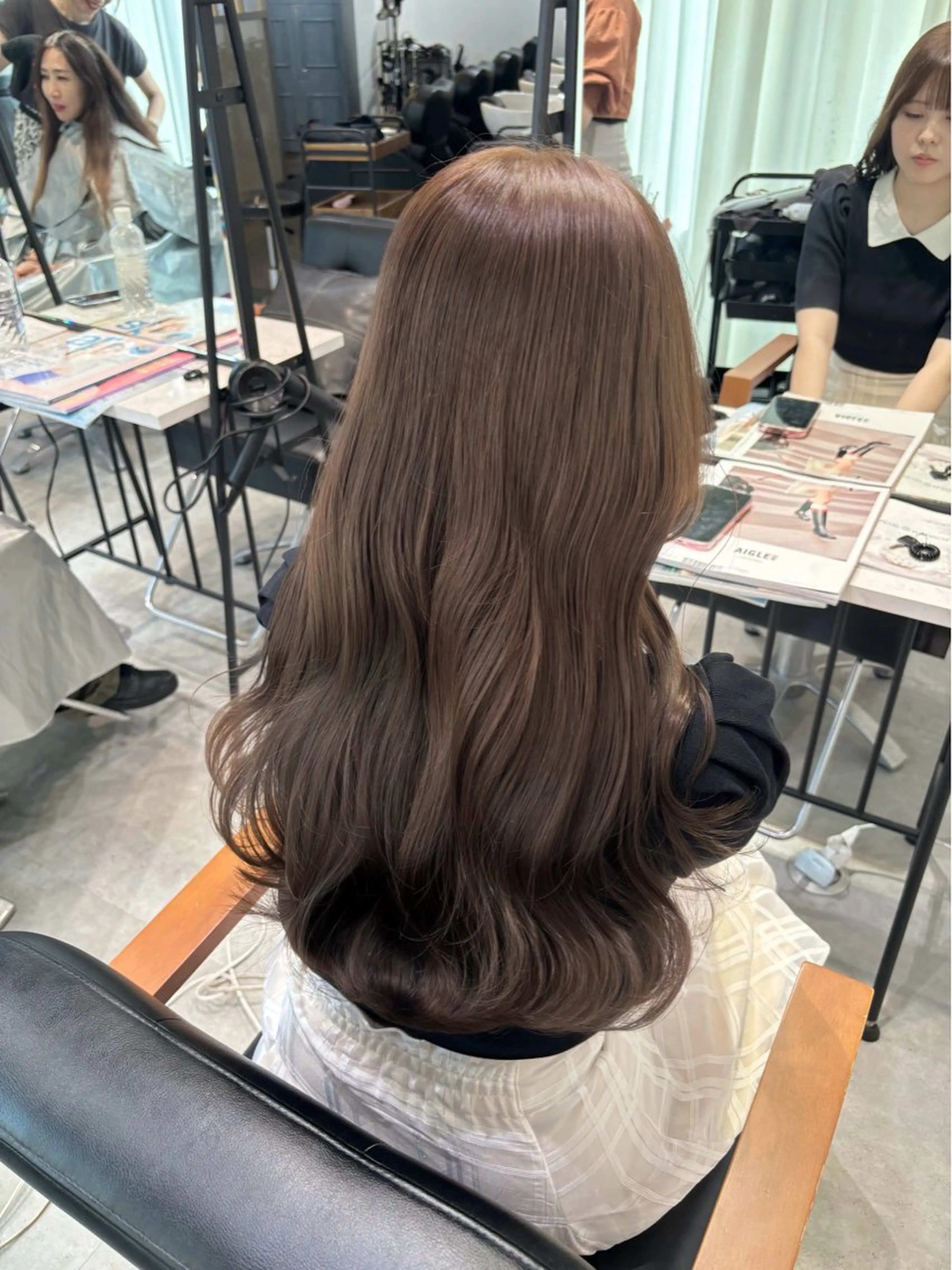 ロング カラー ベージュカラー 透明感カラー ‎Lby home 🪽mikuのヘアスタイル