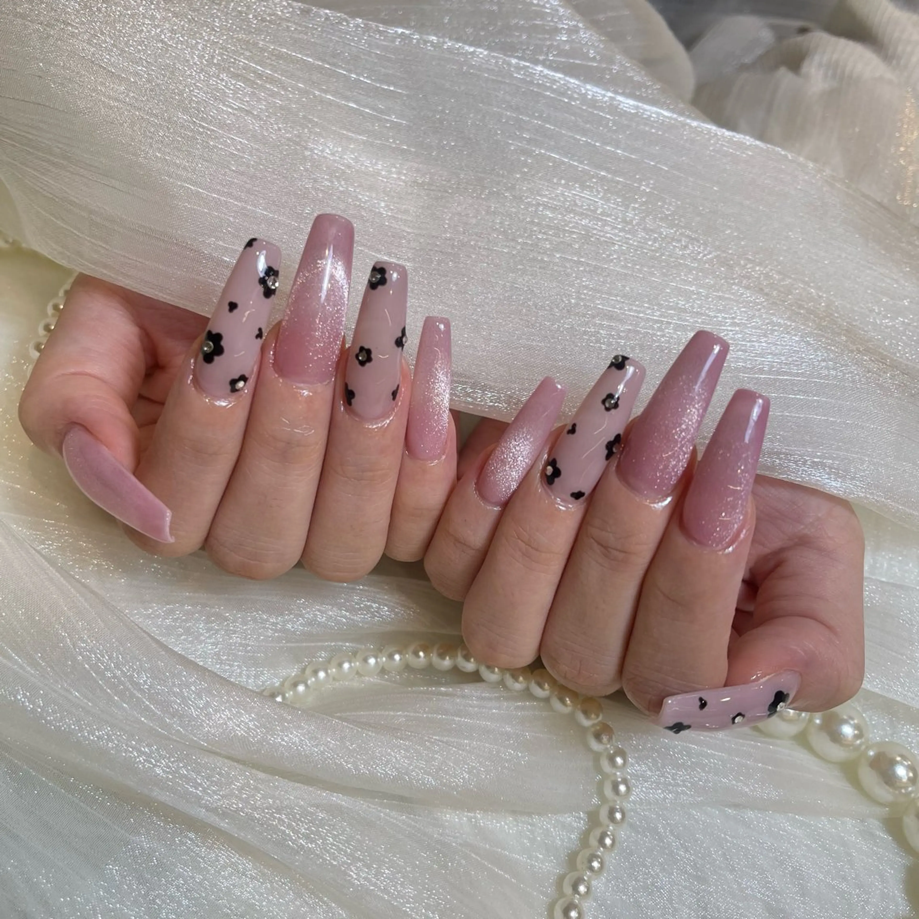 ミディアム Chiin Nailのネイルデザイン