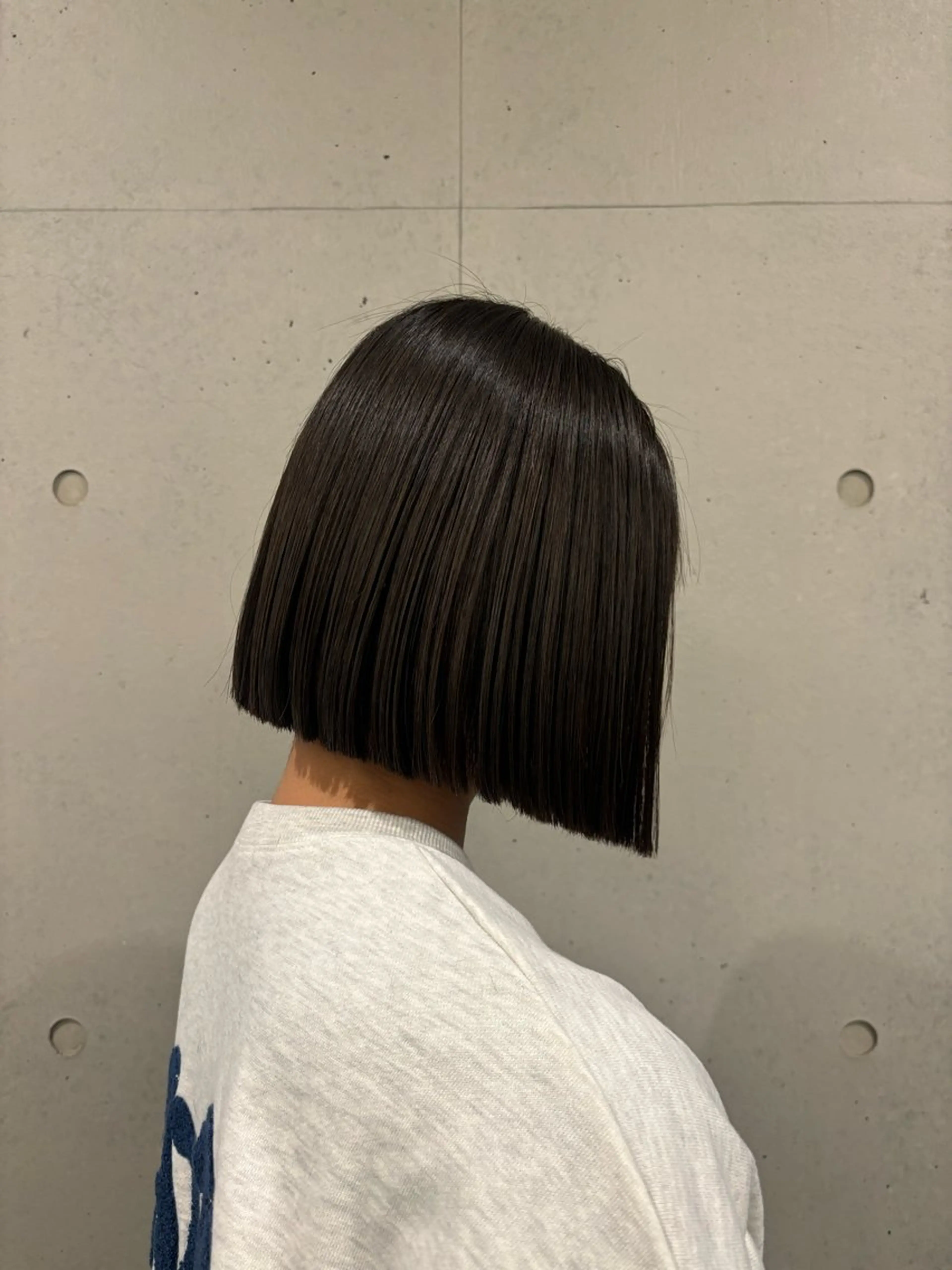 ショート 切りっぱなしボブ ボブ カット 縮毛矯正 カット/暖色カラー/ rikako🌻のヘアスタイル