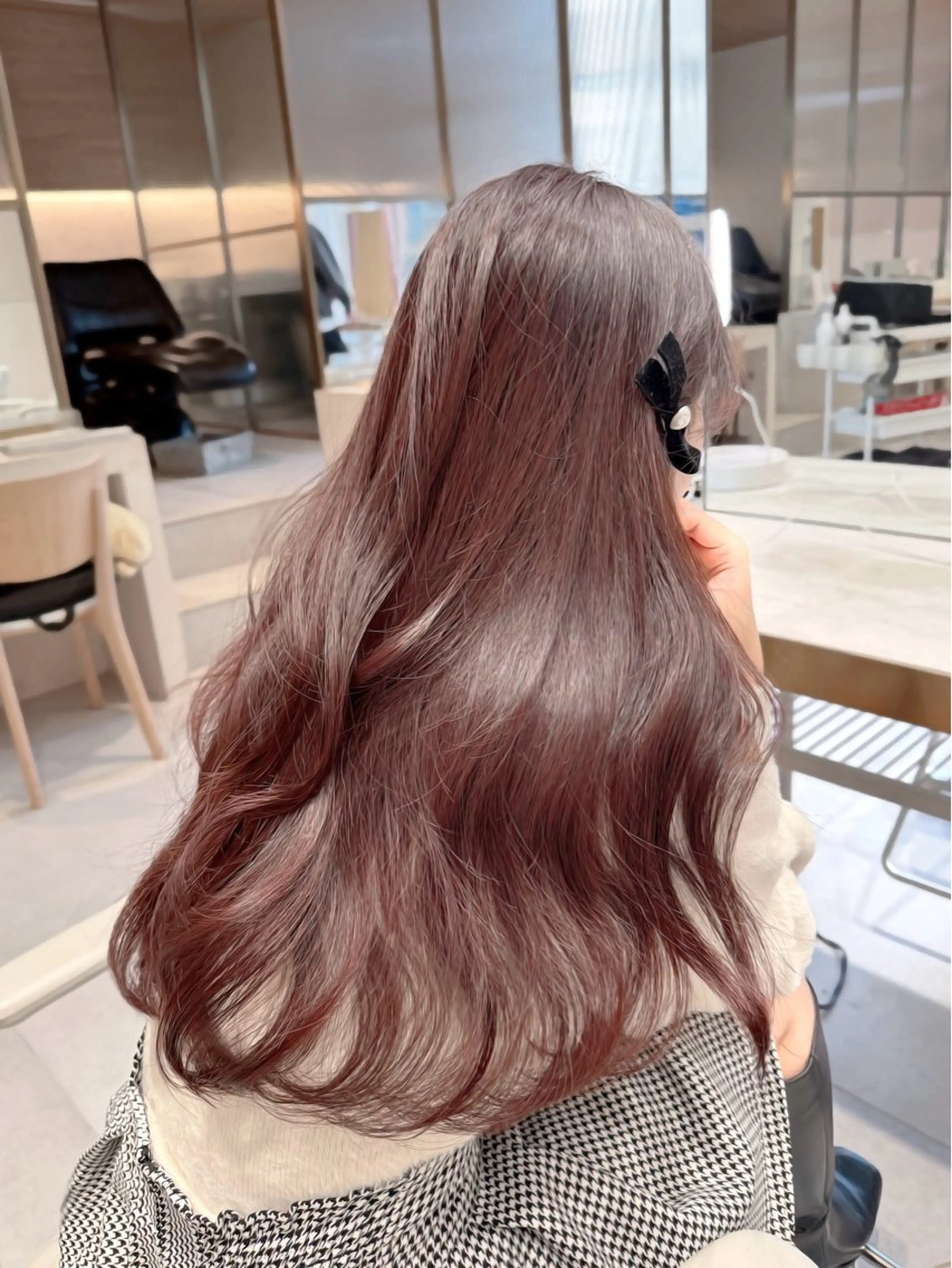 ロング カラー カット ヘアカラー トリートメント ヘッドスパ ヘアセット 韓国ヘア/レイヤー/ 顔まわり/りょーとのヘアスタイル