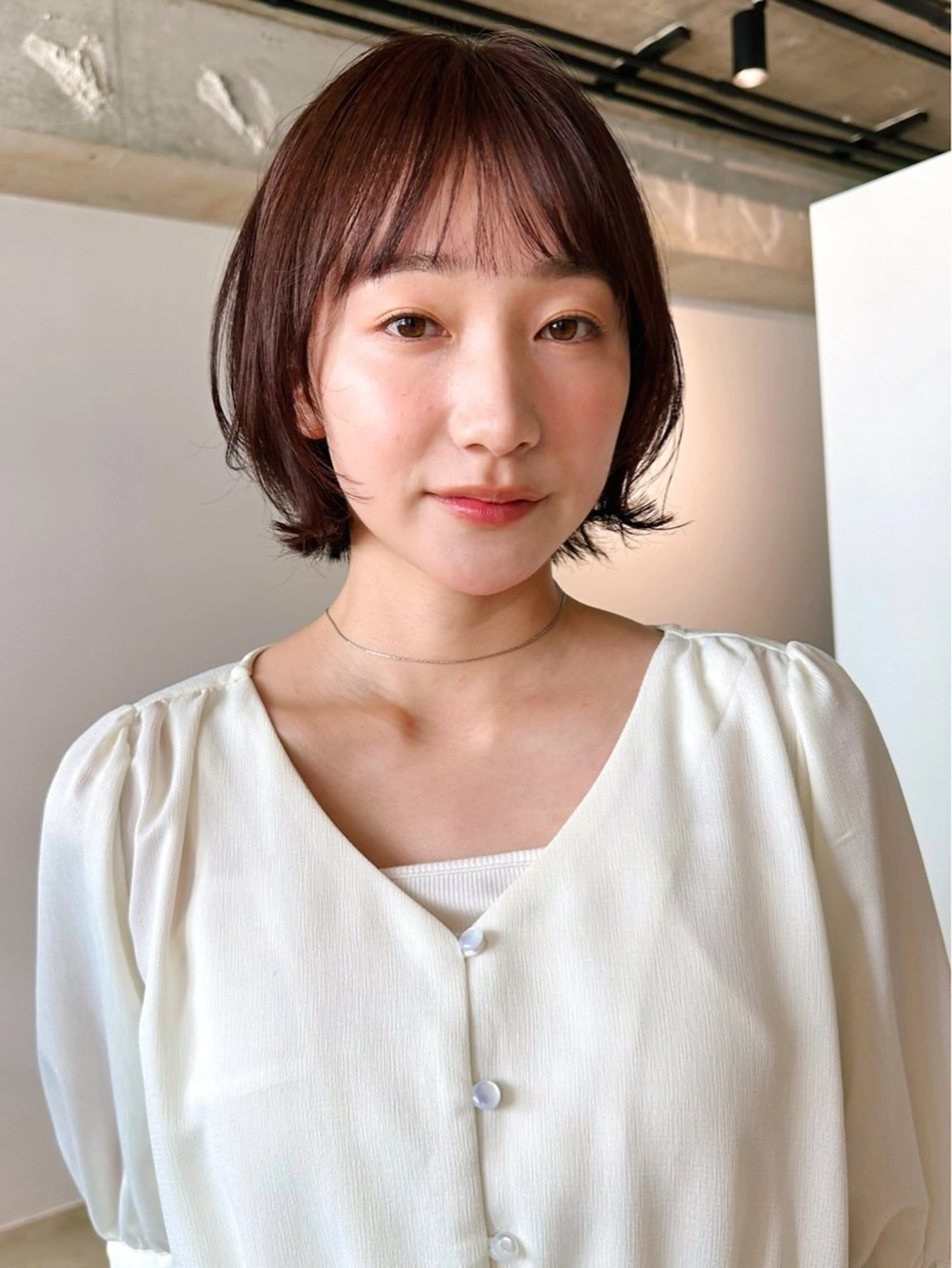 ショート カラー パーマ 🫧小顔×似合わせ× 透明感カラー🫧のヘアスタイル