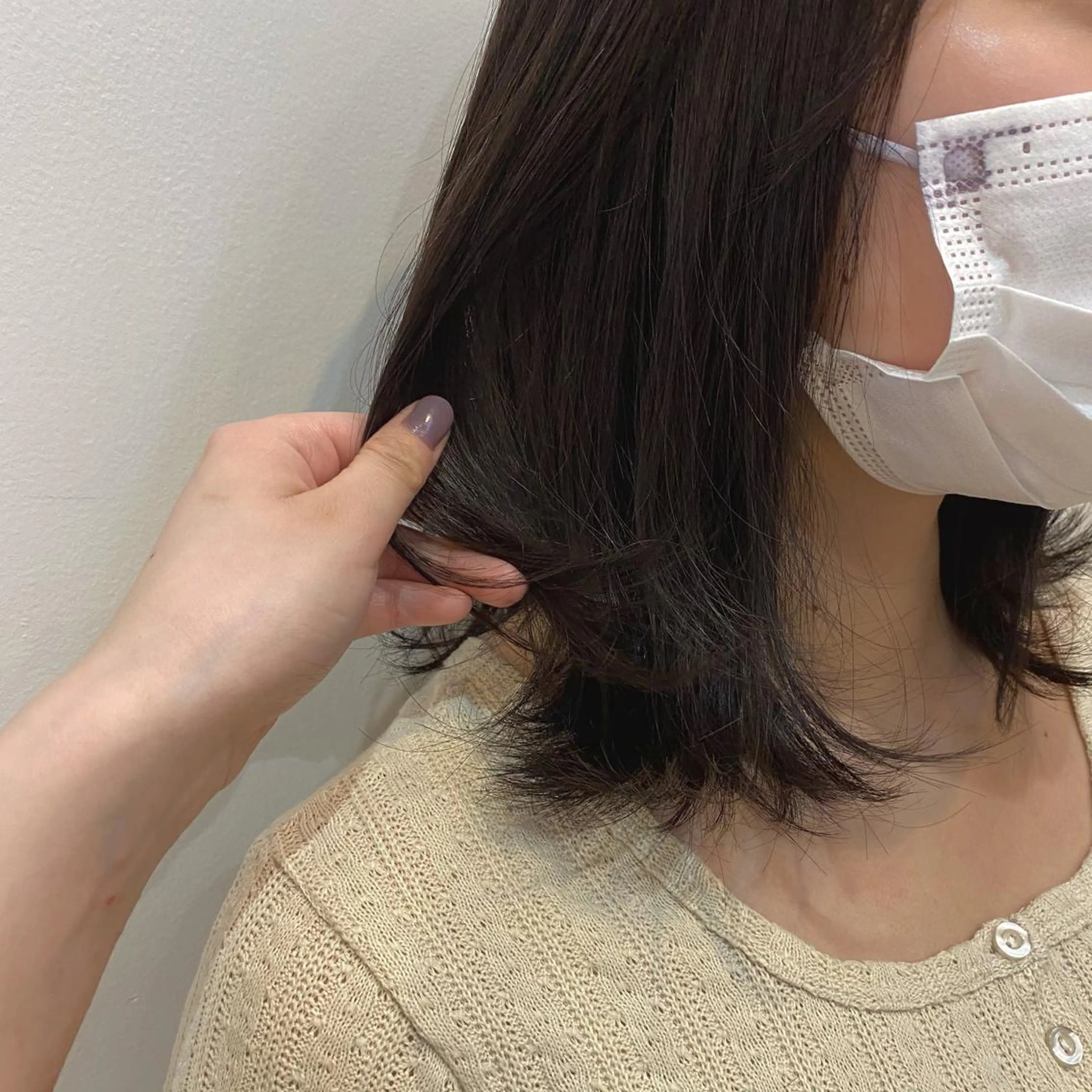 ミディアム カラー ベージュカラー ラベンダーカラー ラベンダーベージュ あやめ【顔まわり/レ イヤー/柔らかカラ】のヘアスタイル