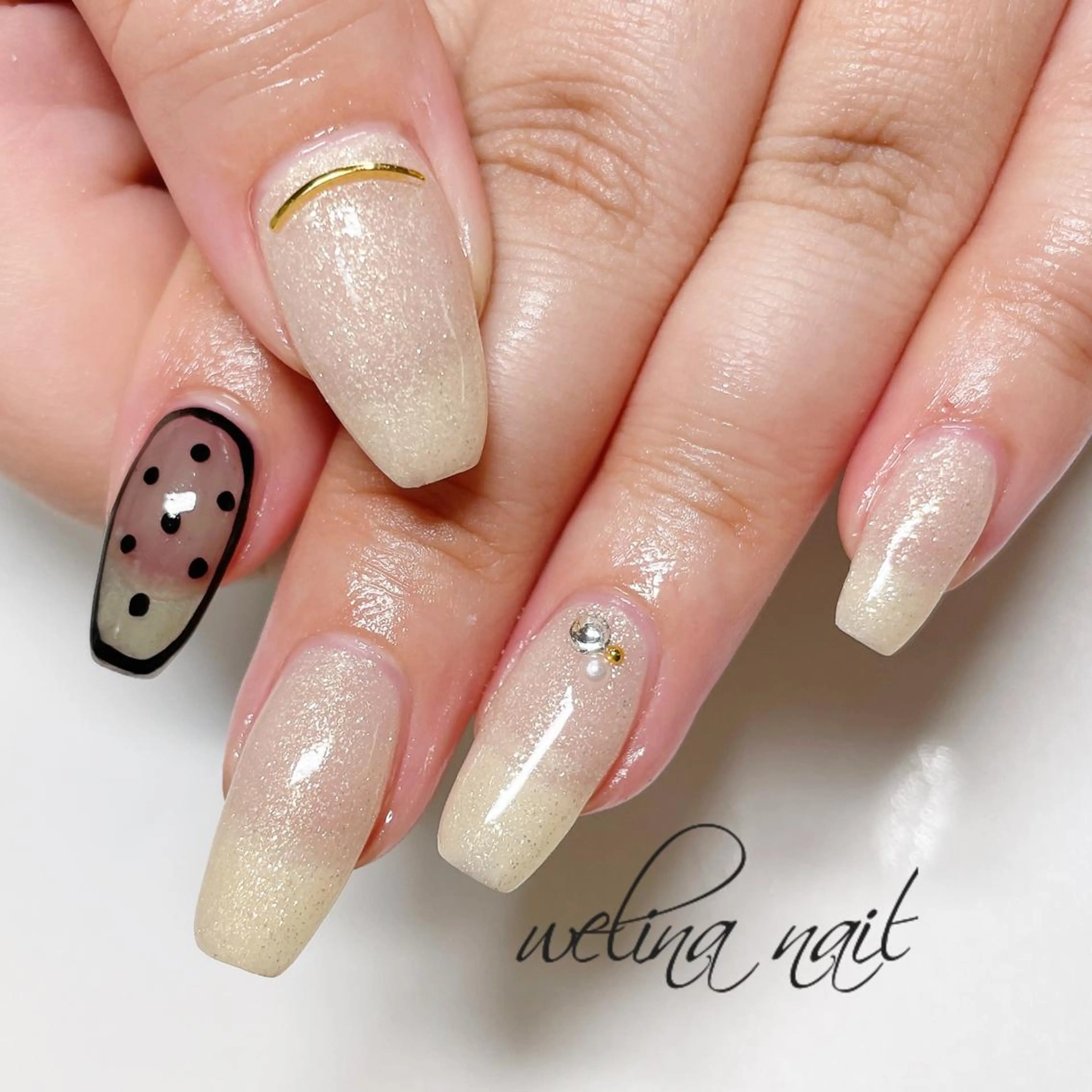 セミロング ハンドネイル WELINA nail salonのエステ・リラクイメージ