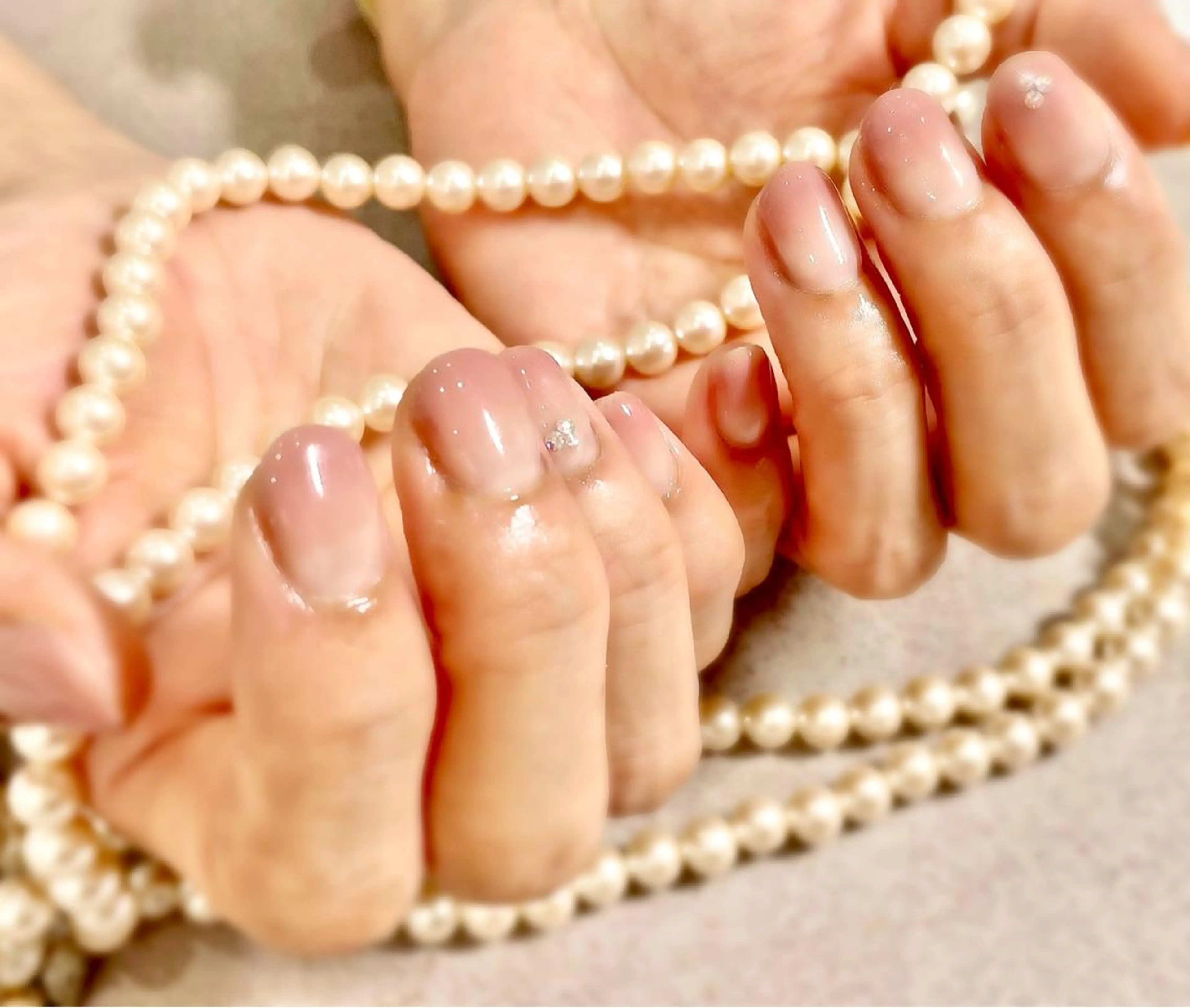 ショート BURGUNDY 🌹eriのネイルデザイン