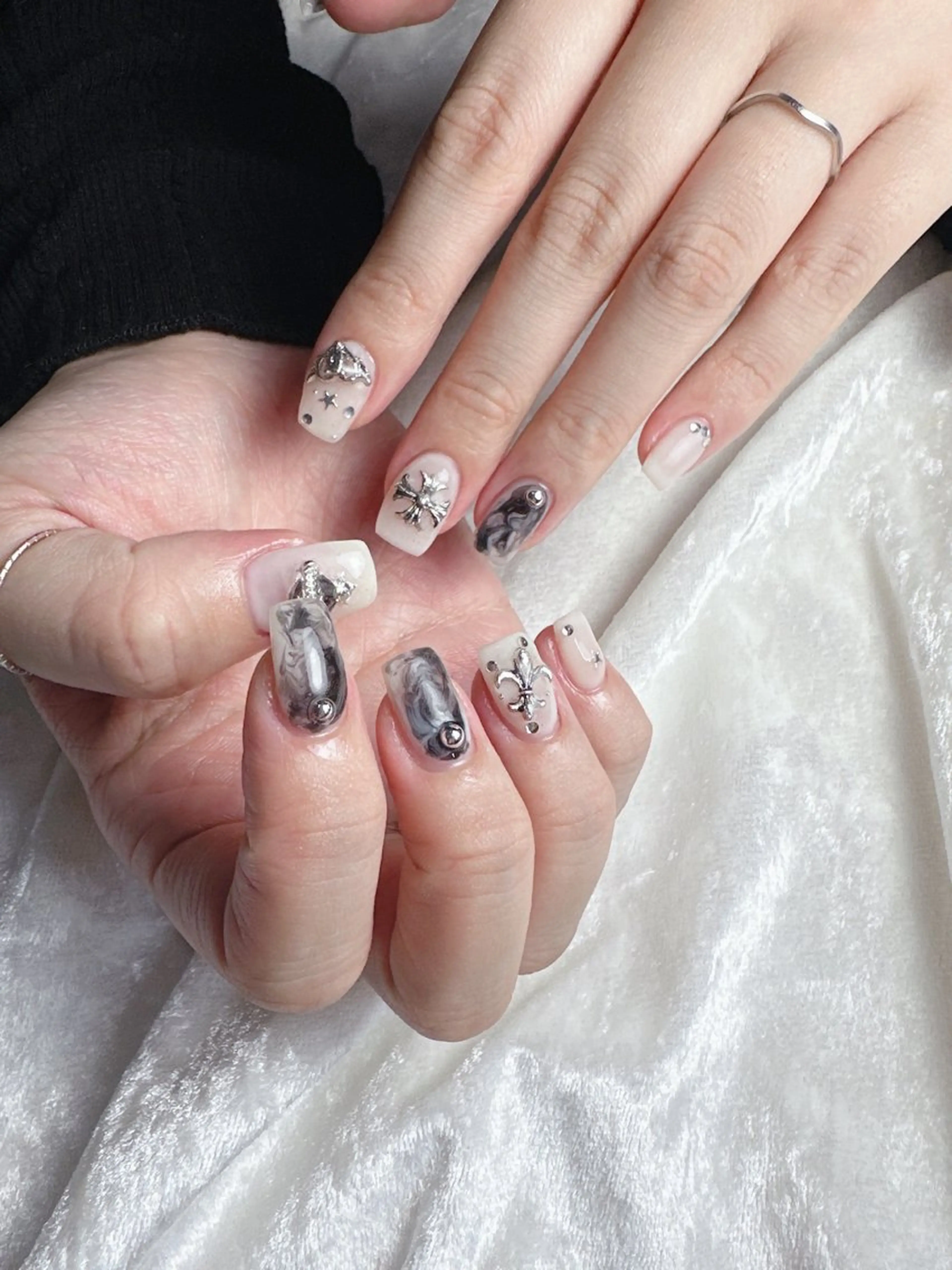 ネイル ハンドネイル うにゃねいる🌷 Mayaのネイルデザイン