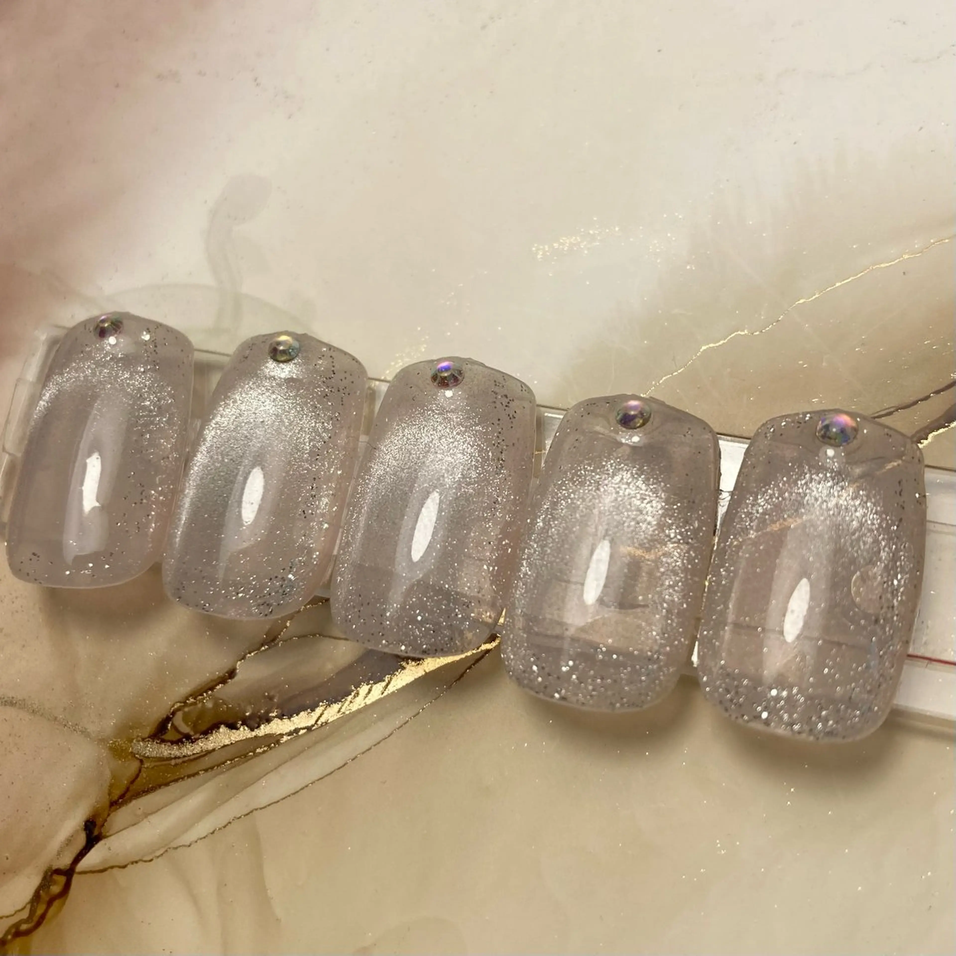 ネイル Legit nail salonのネイルデザイン