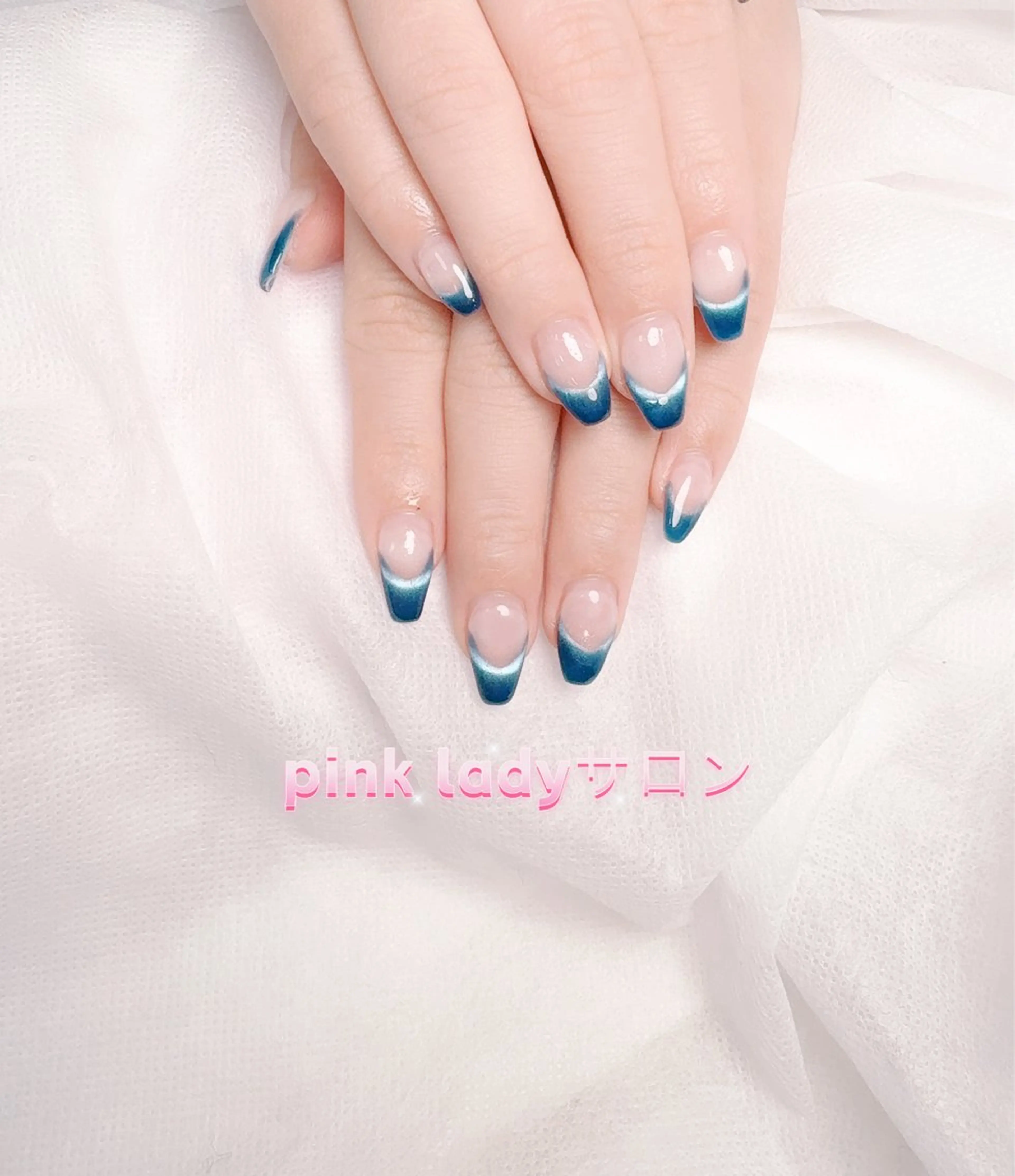 ネイル pink ladyサロン所属・べ にのネイルデザイン