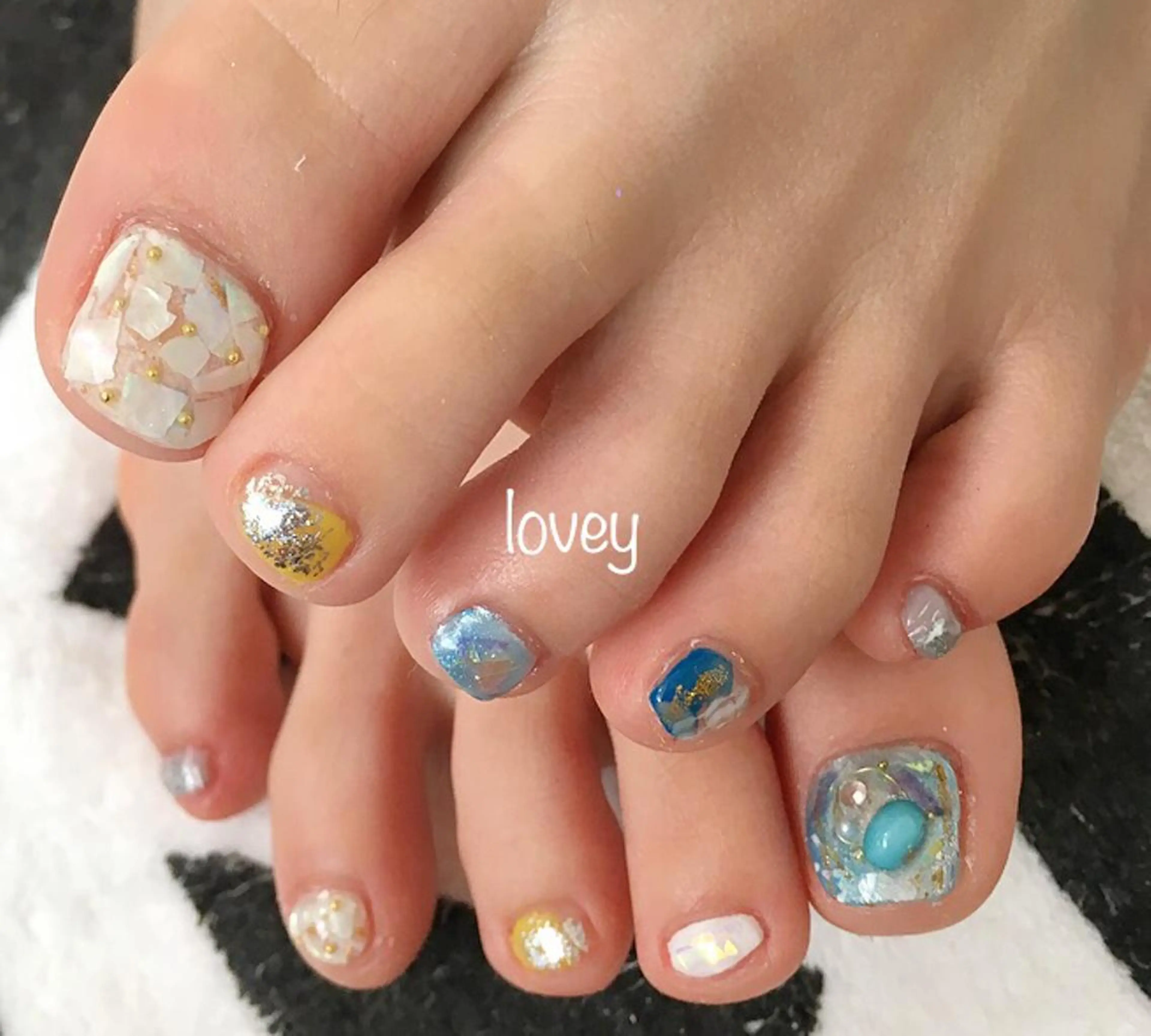 ネイル プライベートサロン loveyのネイルデザイン