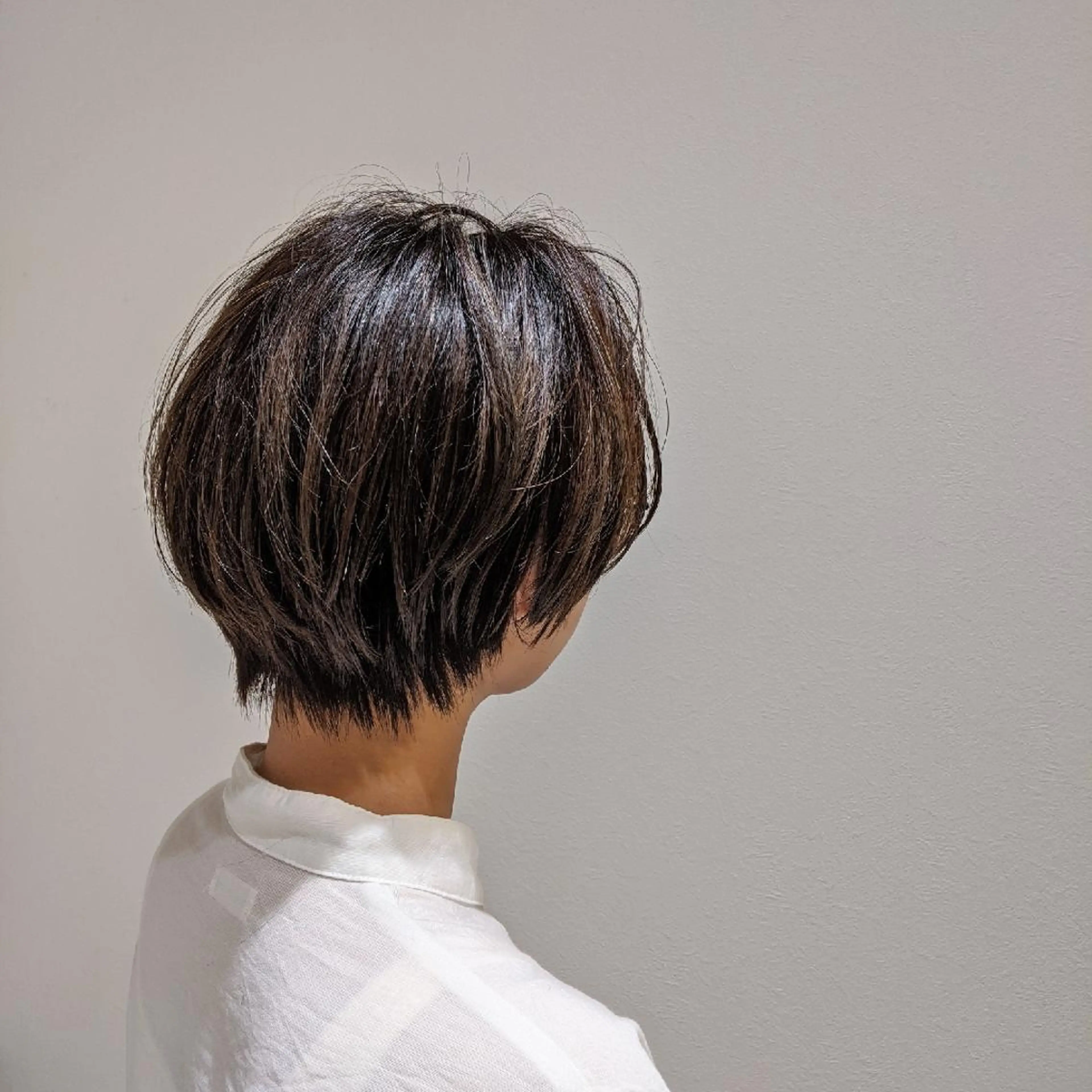 ショート ハンサムショート ショートヘア 浜田りほ Luxbe 博多バスターミナルのヘアスタイル