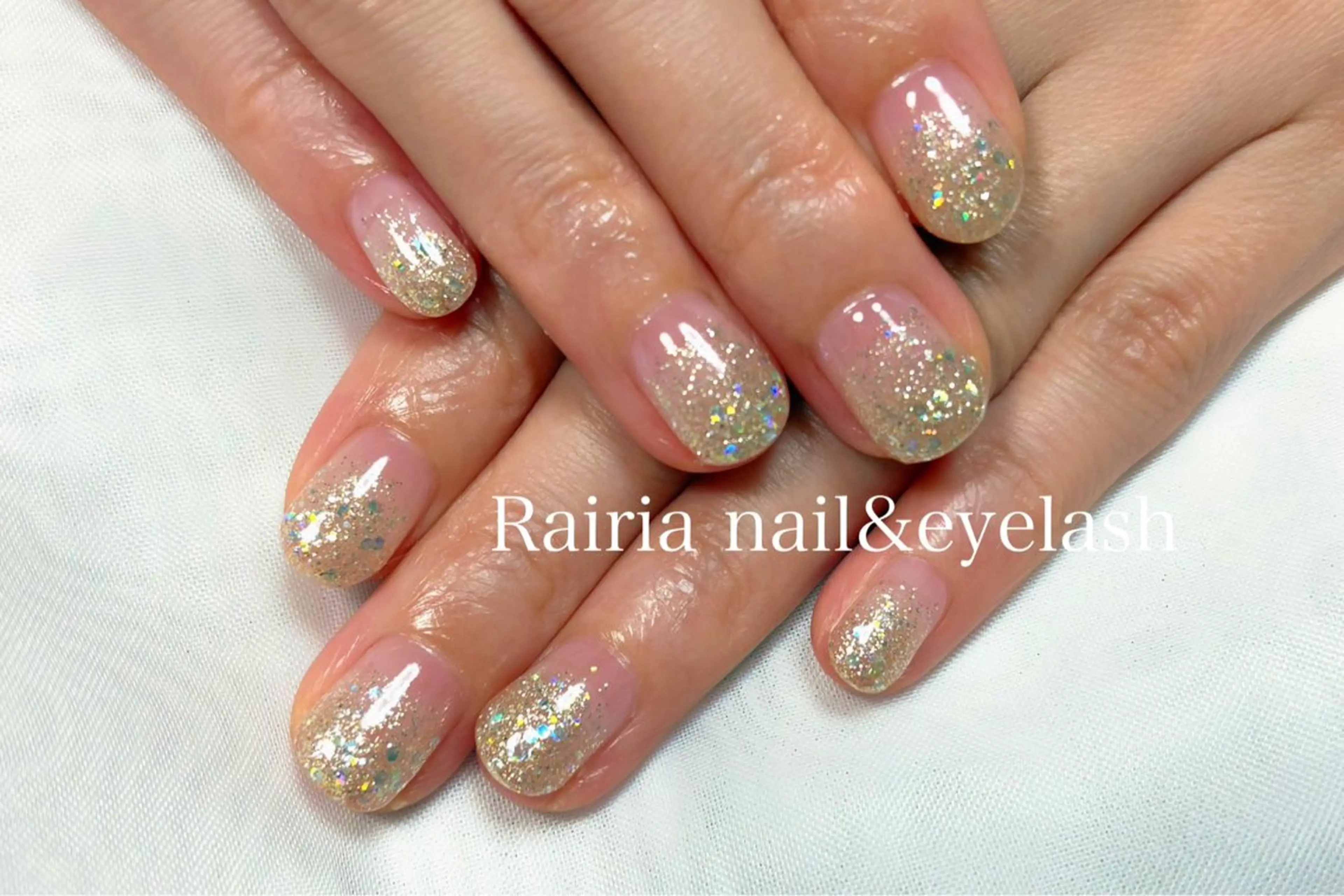 ネイル ジェルネイル グラデーション ラメ(グリッター) ラメグラデーション パラジェル ハンドネイル Rairia nail所属・ライリアネイル Mikuのネイルデザイン