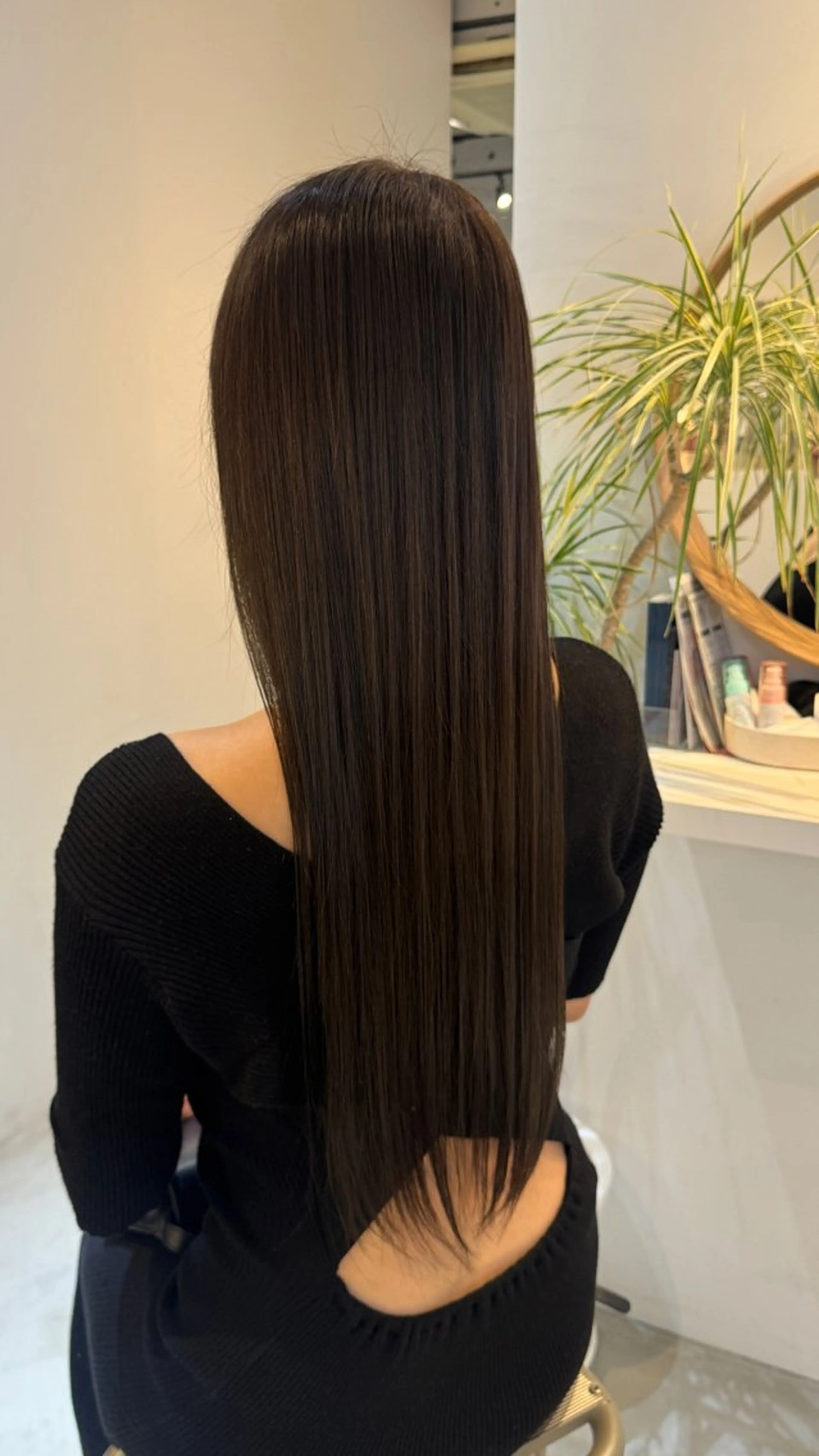 ロング カラー ブラウンカラー くすみブラウン 華奈/オリーブ/ ベージュ/抜け感🥣のヘアスタイル