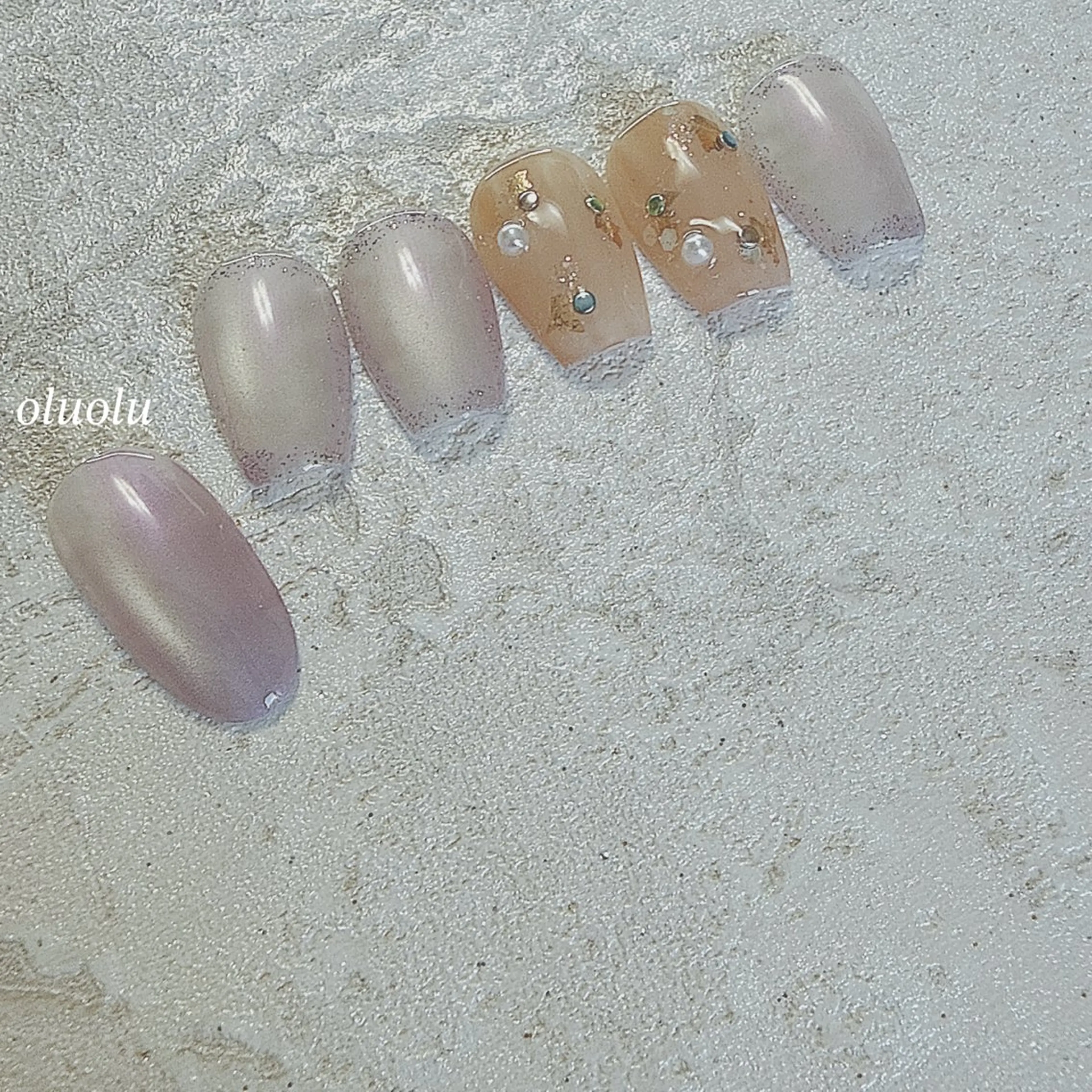 ネイル オーロラネイル マグネットネイル ハンドネイル 大村 紬華のネイルデザイン