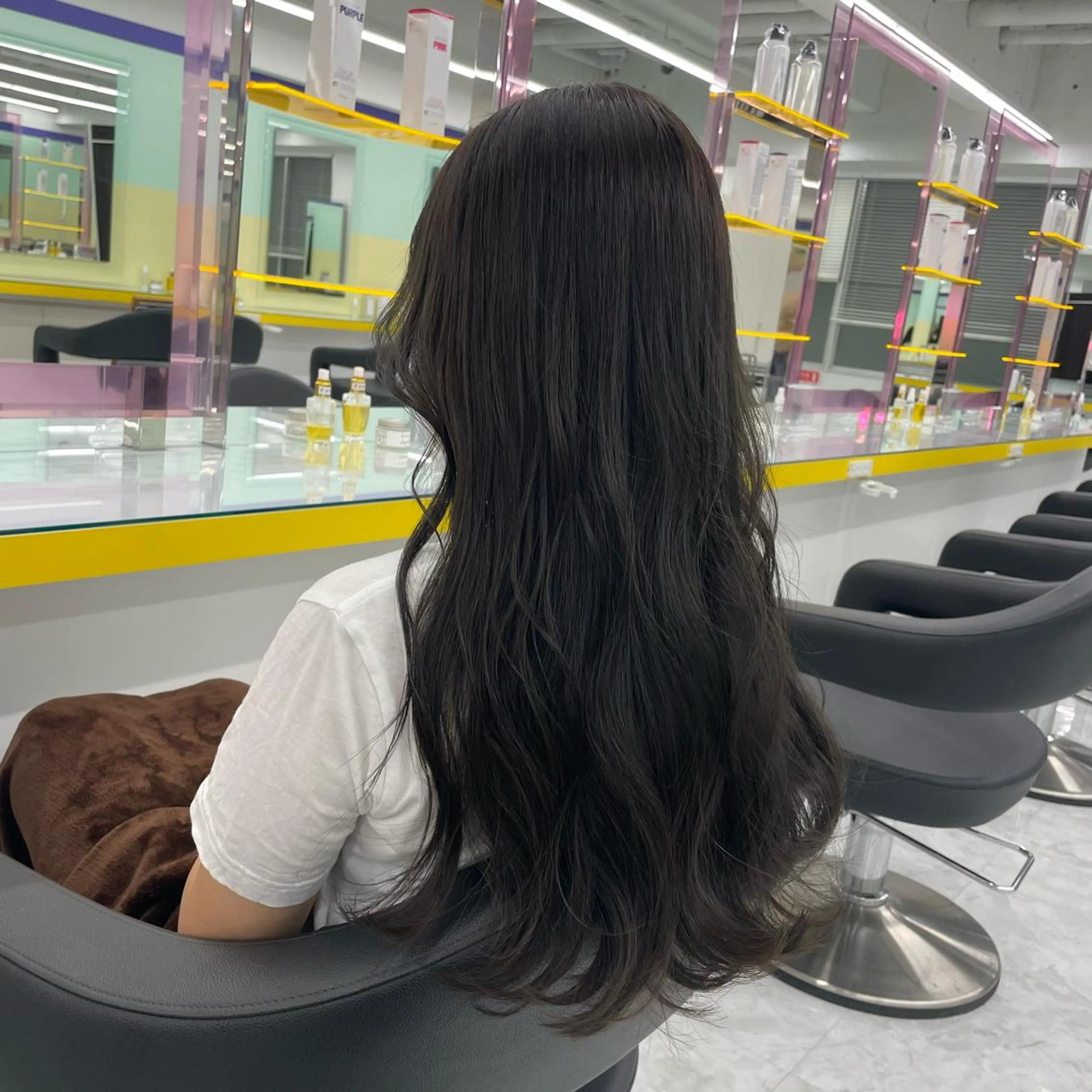 ロング カラー ヘアアレンジ カット ヘアカラー トリートメント ☁️縮毛矯正✖️ 透明感☁️りくのヘアスタイル