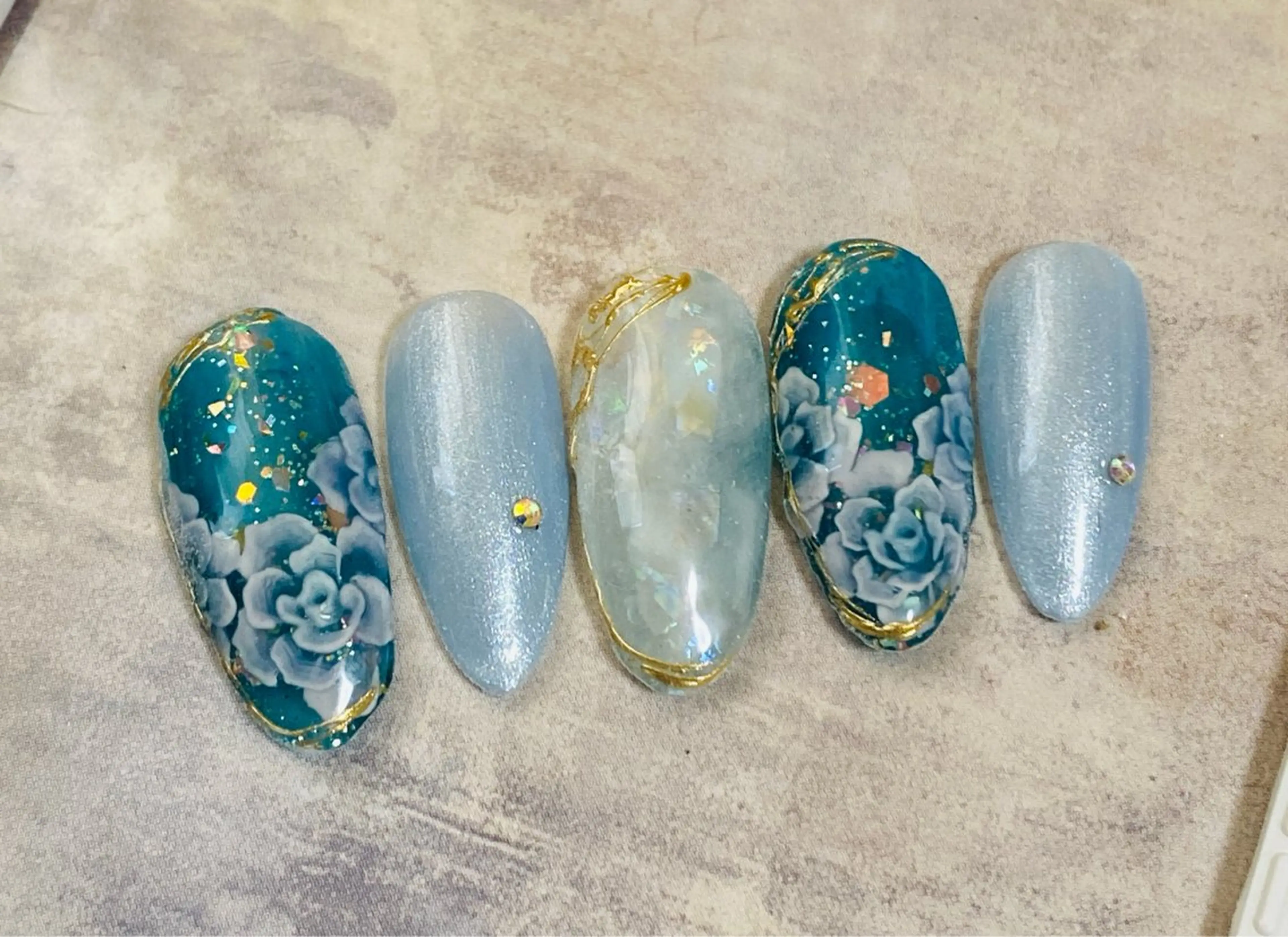 ネイル フラワーネイル 自宅ネイルサロン ♦️nuance♦️のネイルデザイン