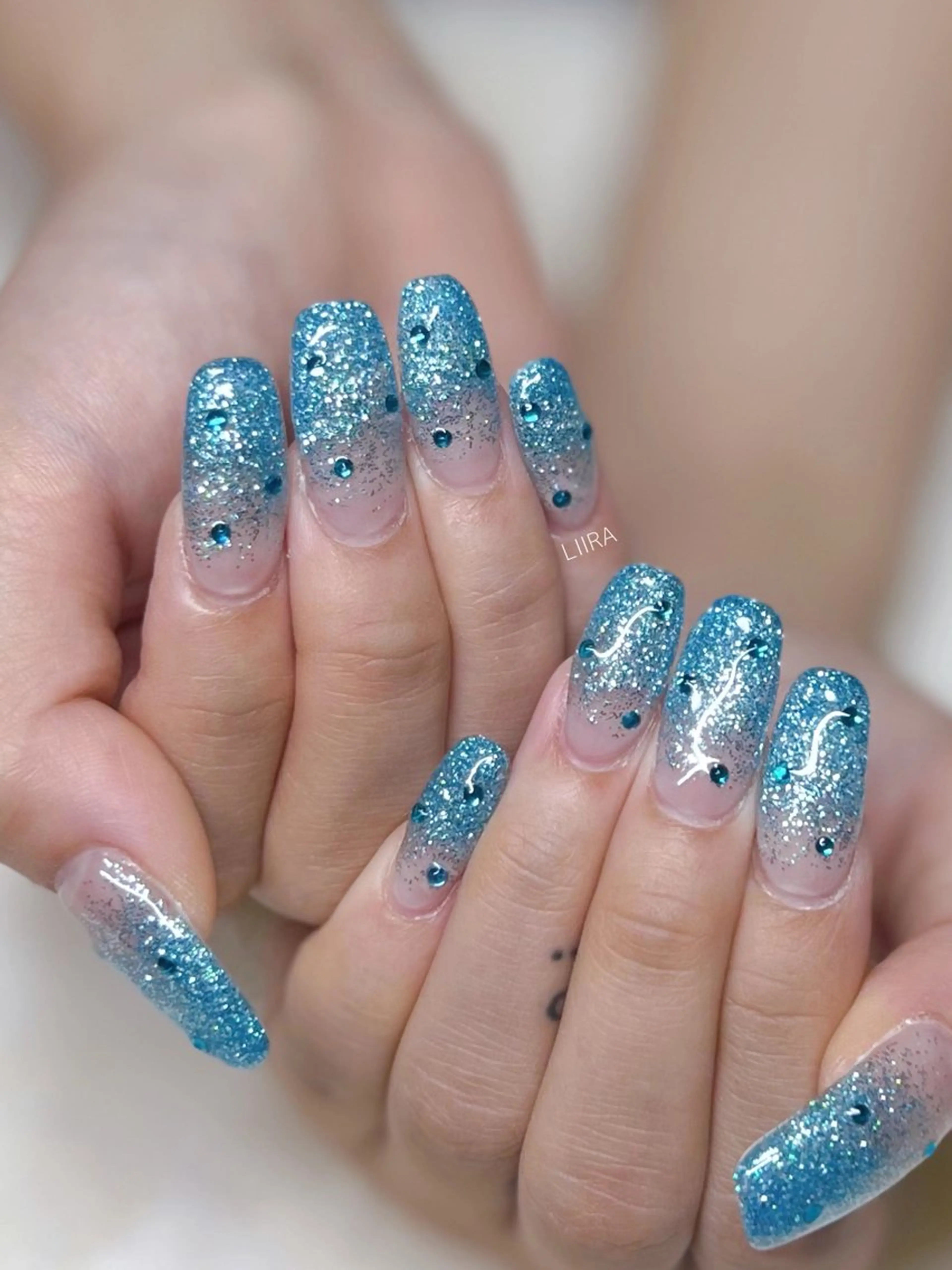 ネイル スカルプネイル ハンドネイル LIIRA(西船)/ やまださおりのマツエク・マツパデザイン