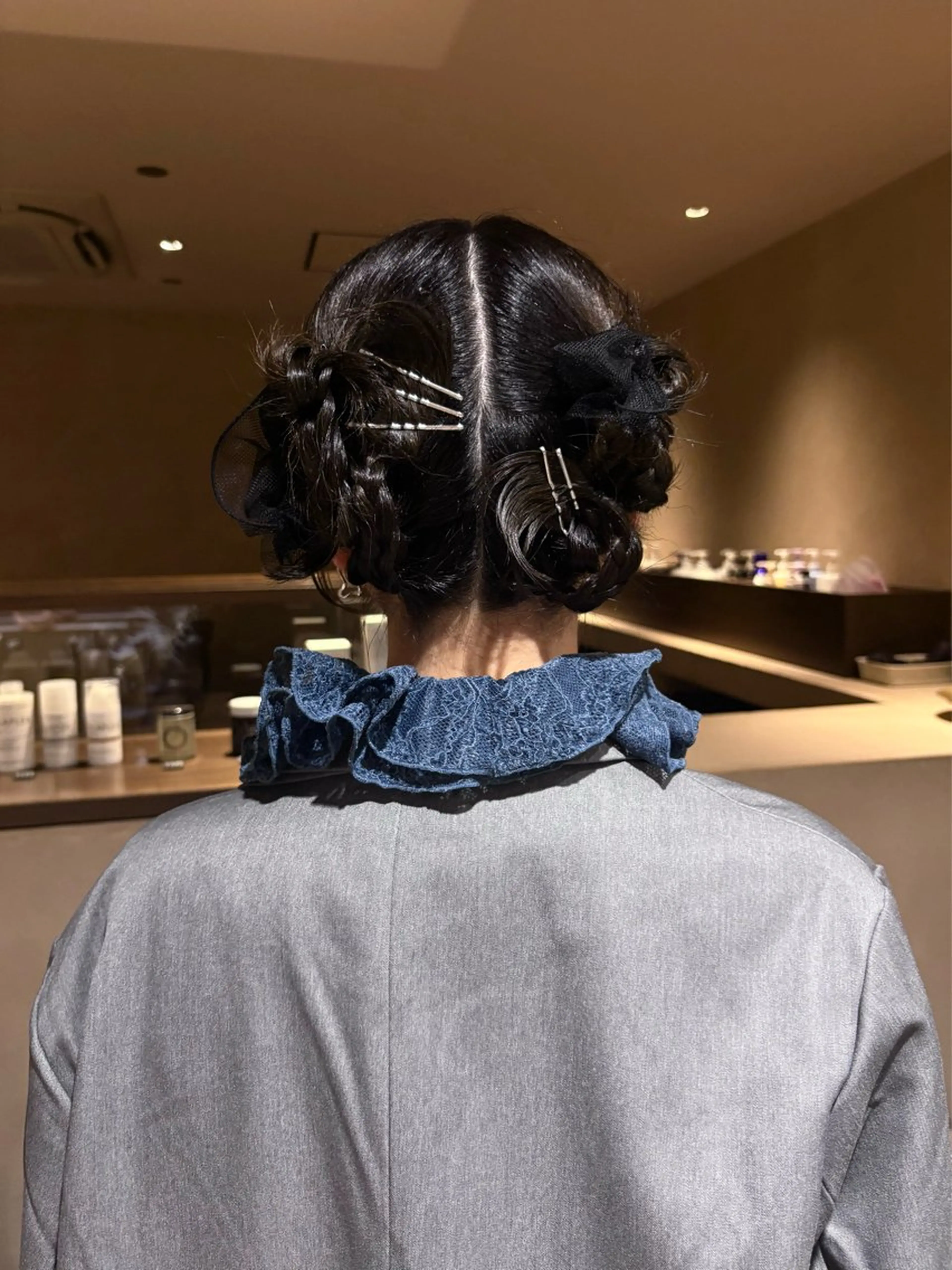 ミディアム ヘアセット ボブ/タイトアレンジ 個性派結婚式アレンジのヘアスタイル