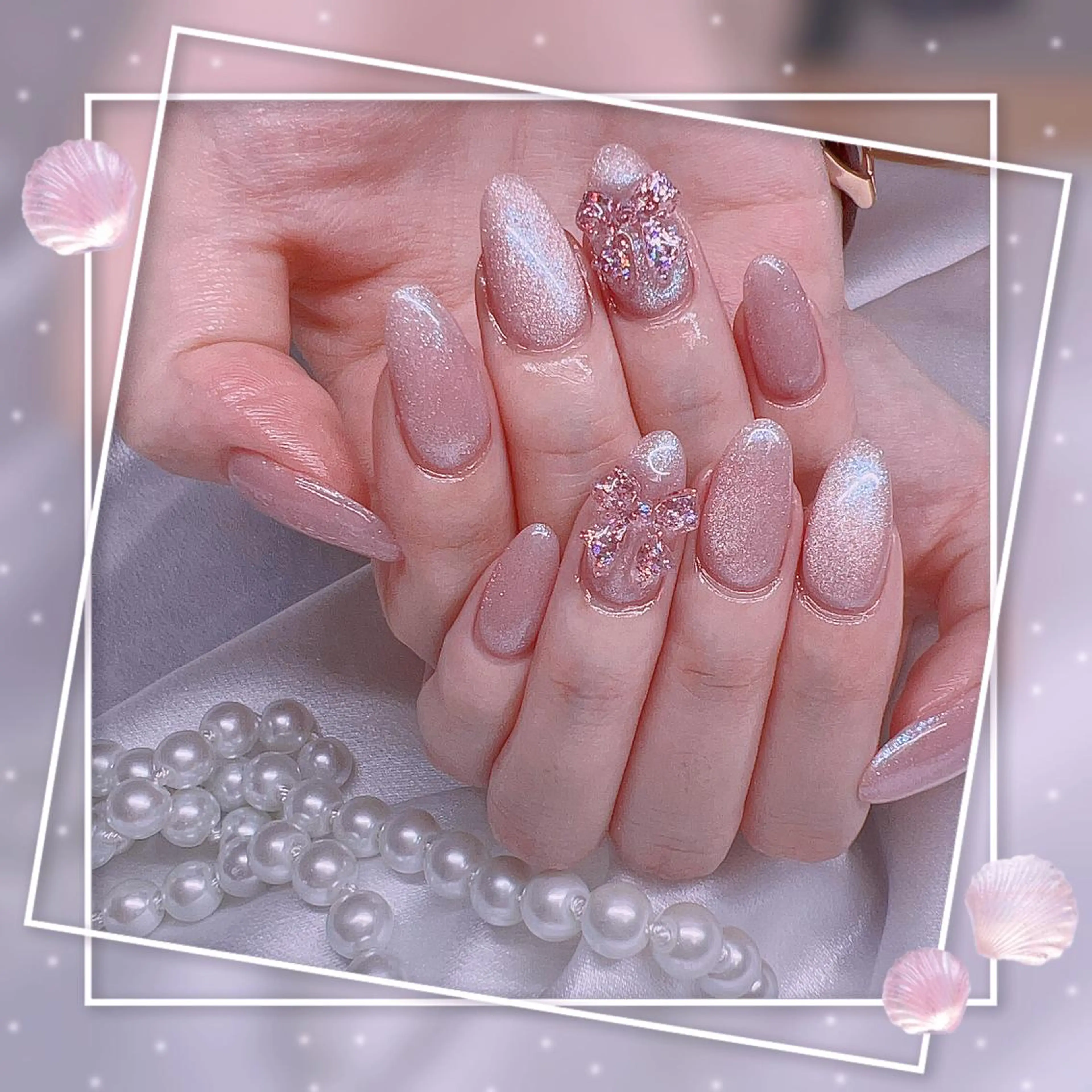 ネイル フレンチネイル キラキラネイル 韓国ネイル マグネットネイル マグネットフレンチ ハンドネイル Chill Nailsalonのネイルデザイン