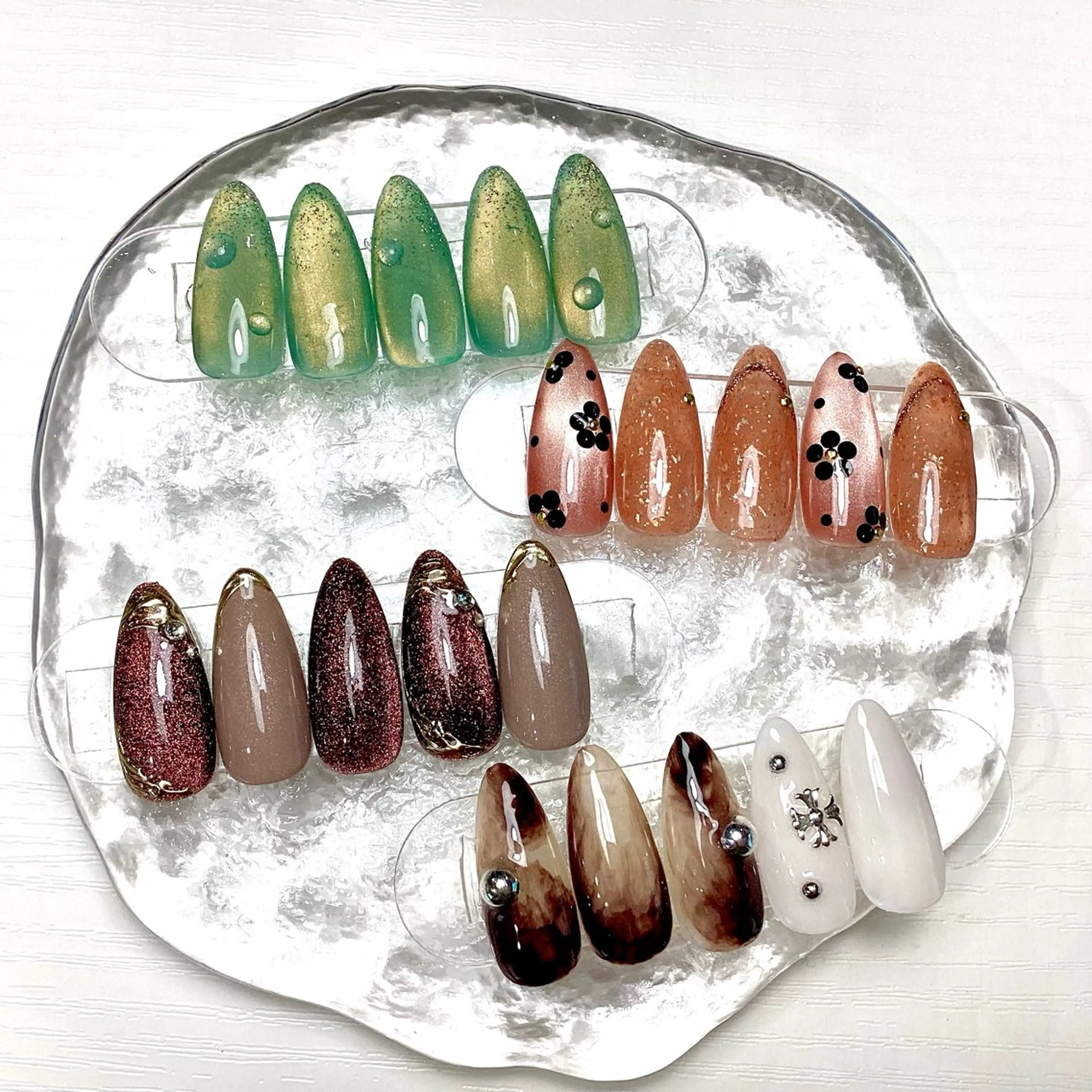 ネイル アートネイル フラッシュネイル マグネットネイル ミラーネイル ハンドネイル 浦添 MOON  nailのネイルデザイン