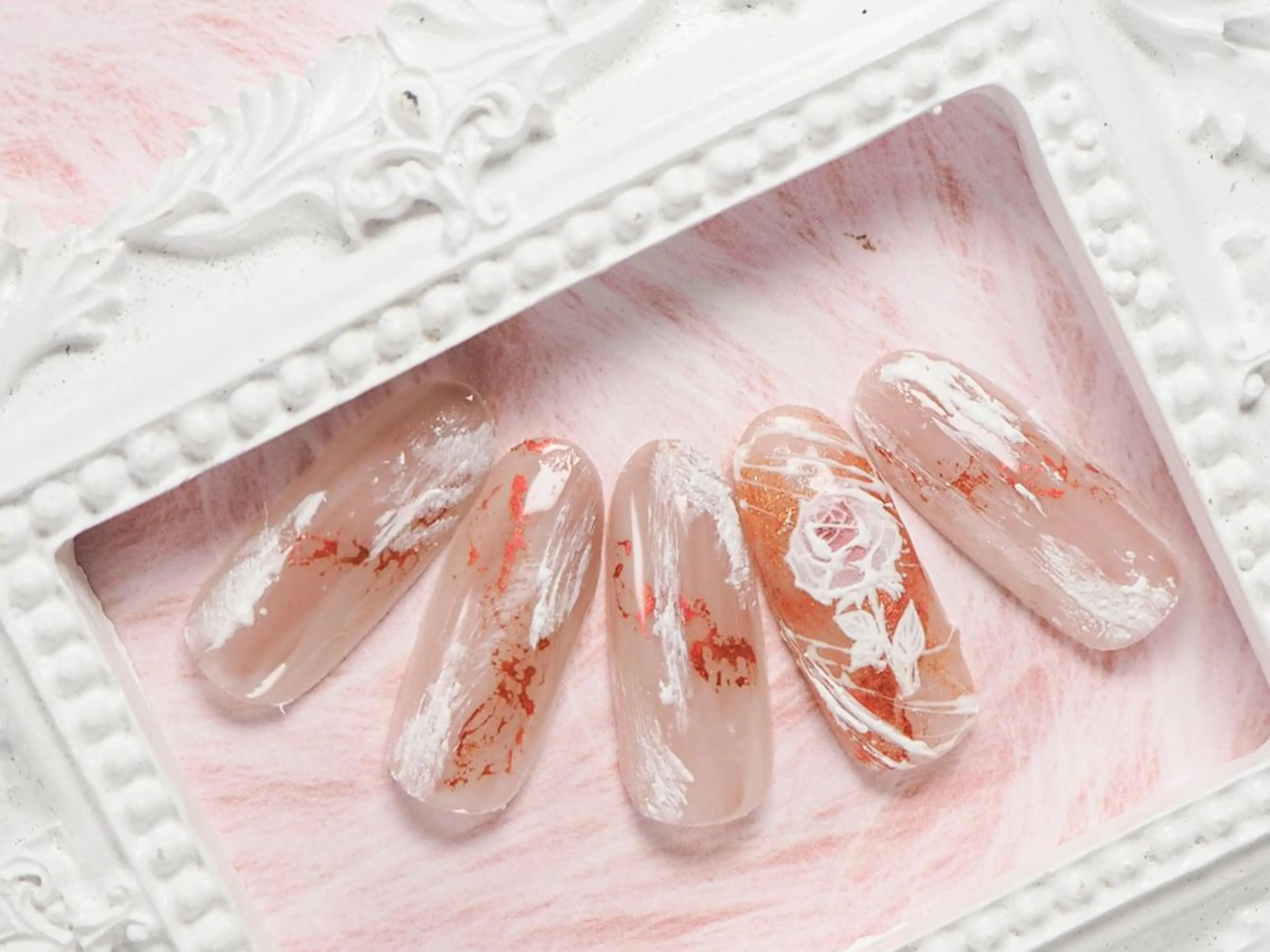 ネイル ビューティーサロン ヘゼリヒのネイルデザイン