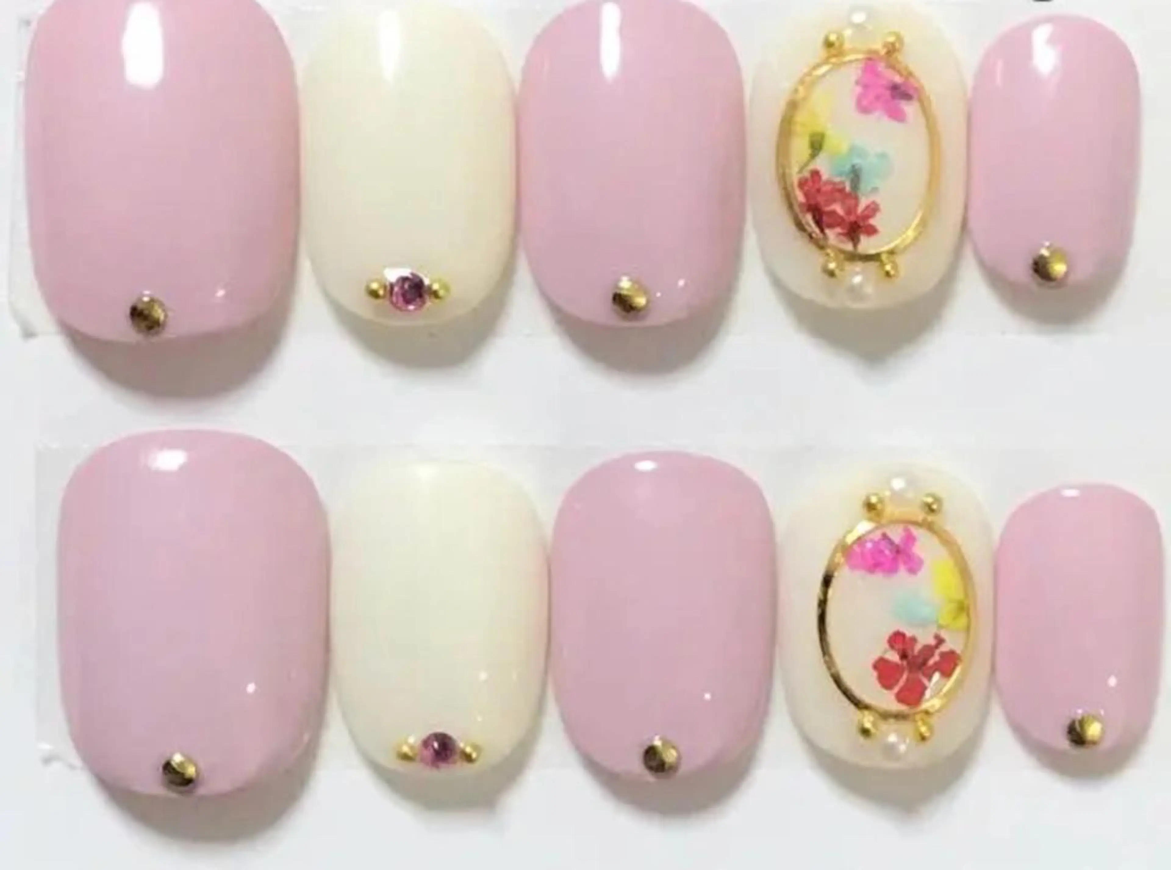 ネイル ハンドネイル ゲン レイカのネイルデザイン