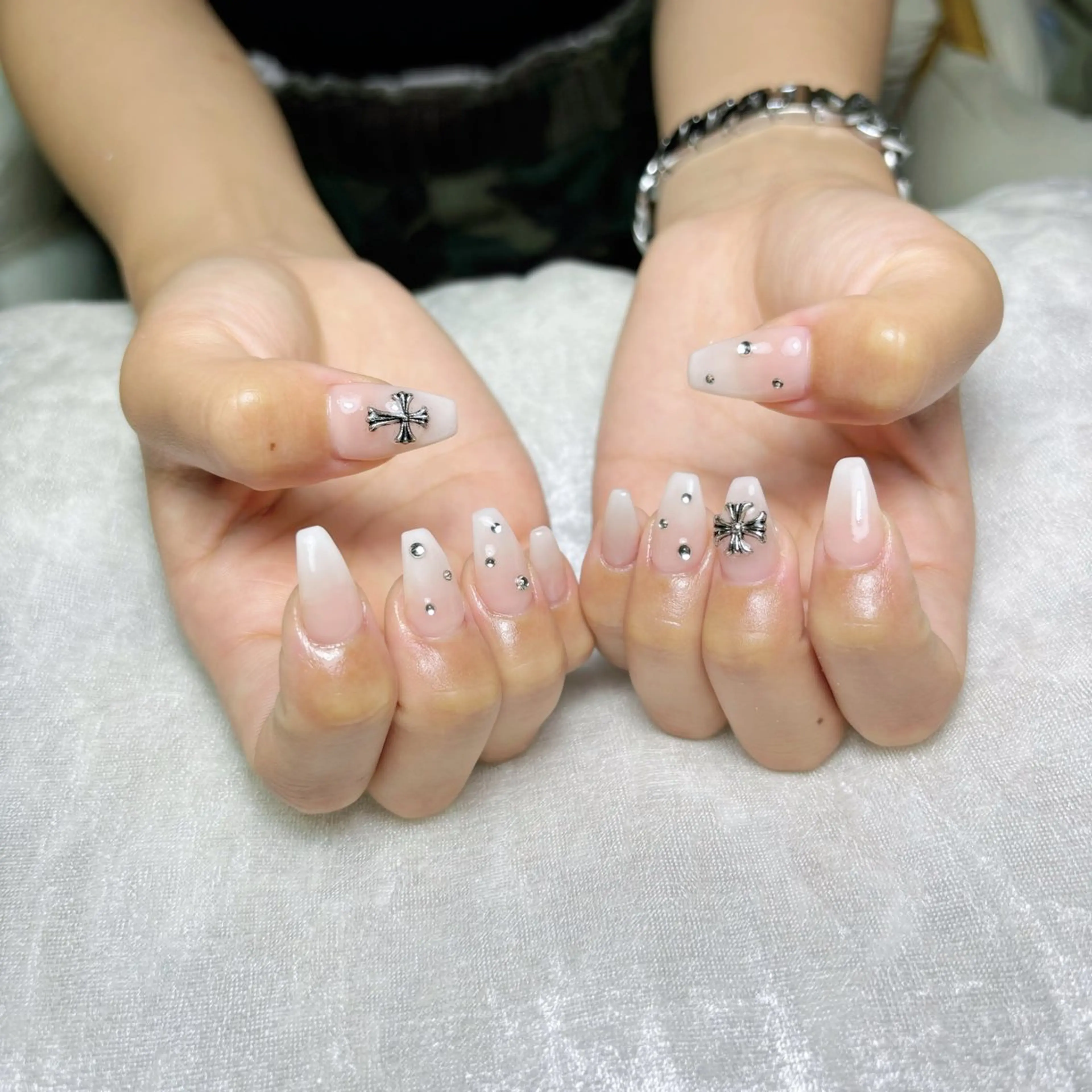 ネイル Airis所属・Airis aiのネイルデザイン