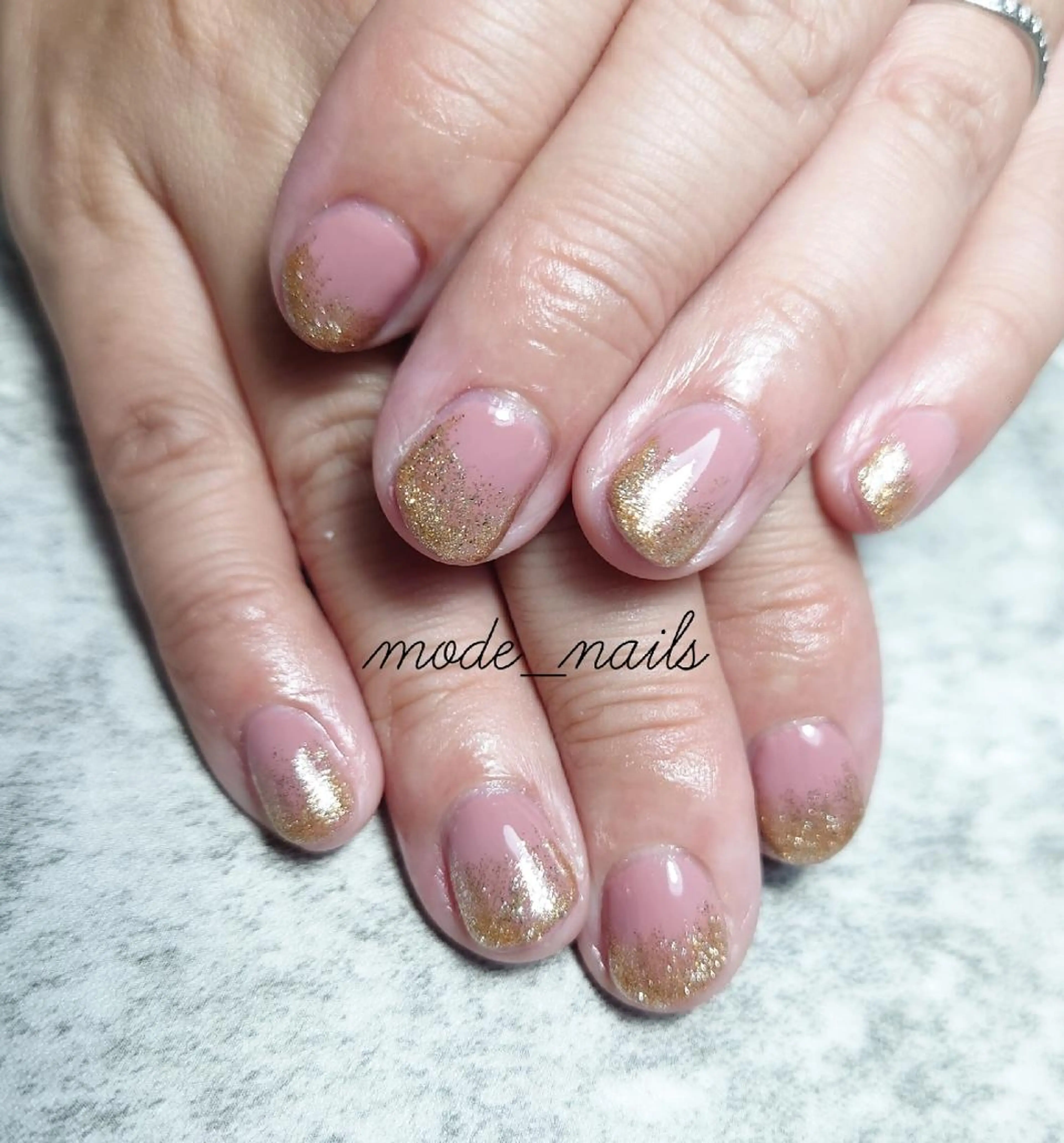 ネイル グラデーション ラメ(グリッター) ラメグラデーション 滋賀県草津市ネイル mode_nailsのネイルデザイン
