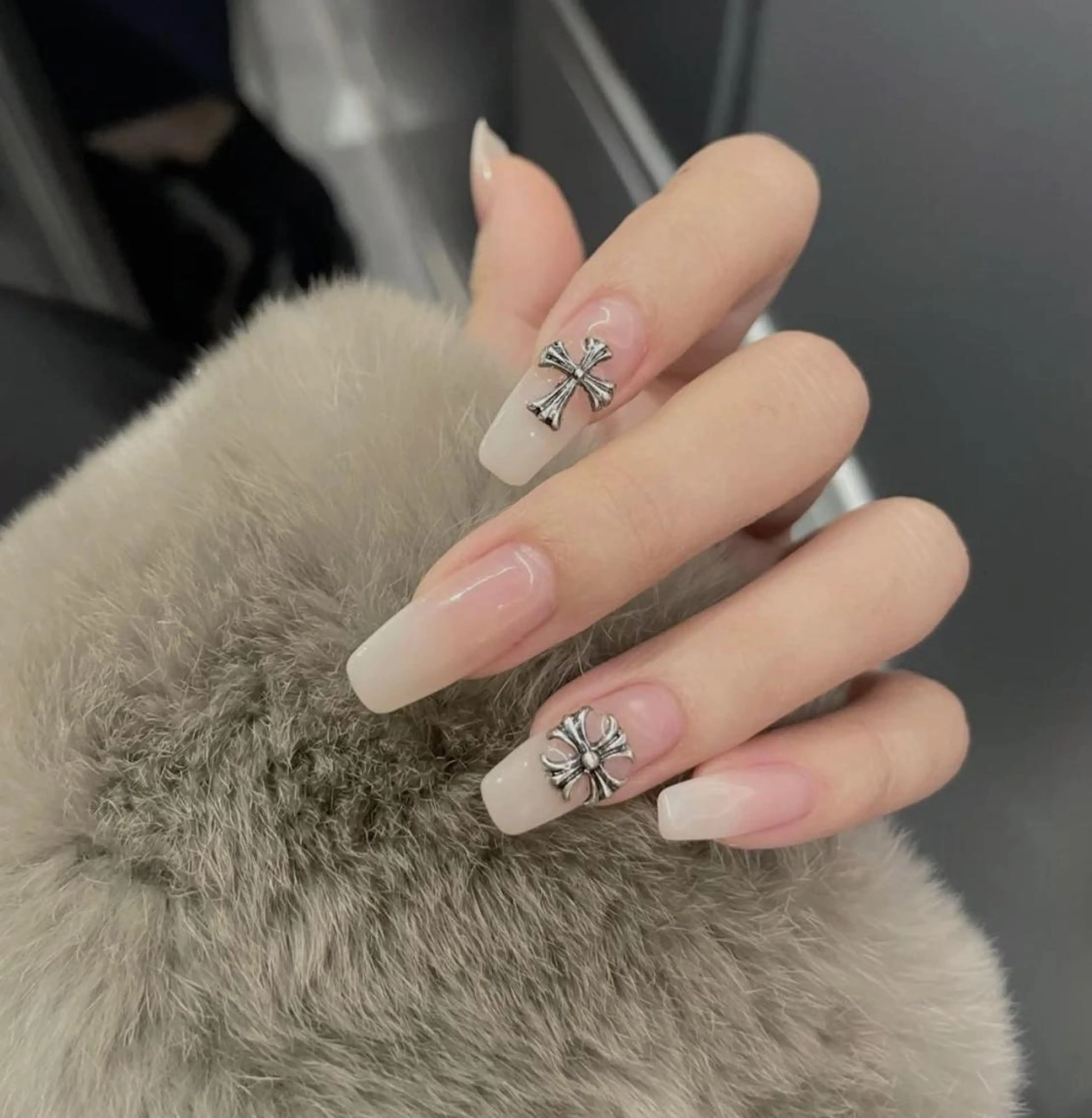 ネイル Queens PUPUのネイルデザイン