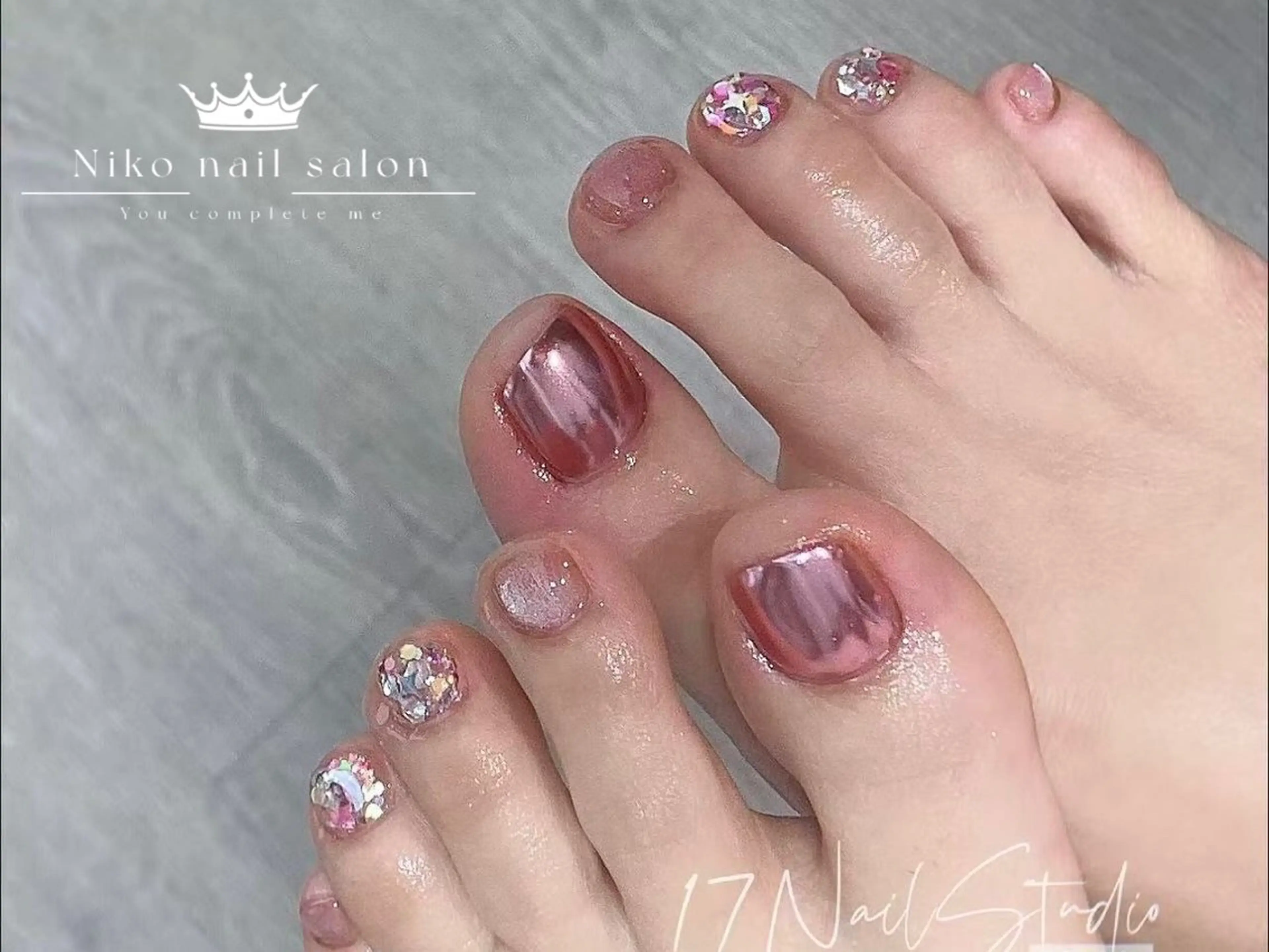 ネイル チークネイル 長さ出し フラッシュネイル フットネイル フレンチネイル Niko nailサロンのネイルデザイン