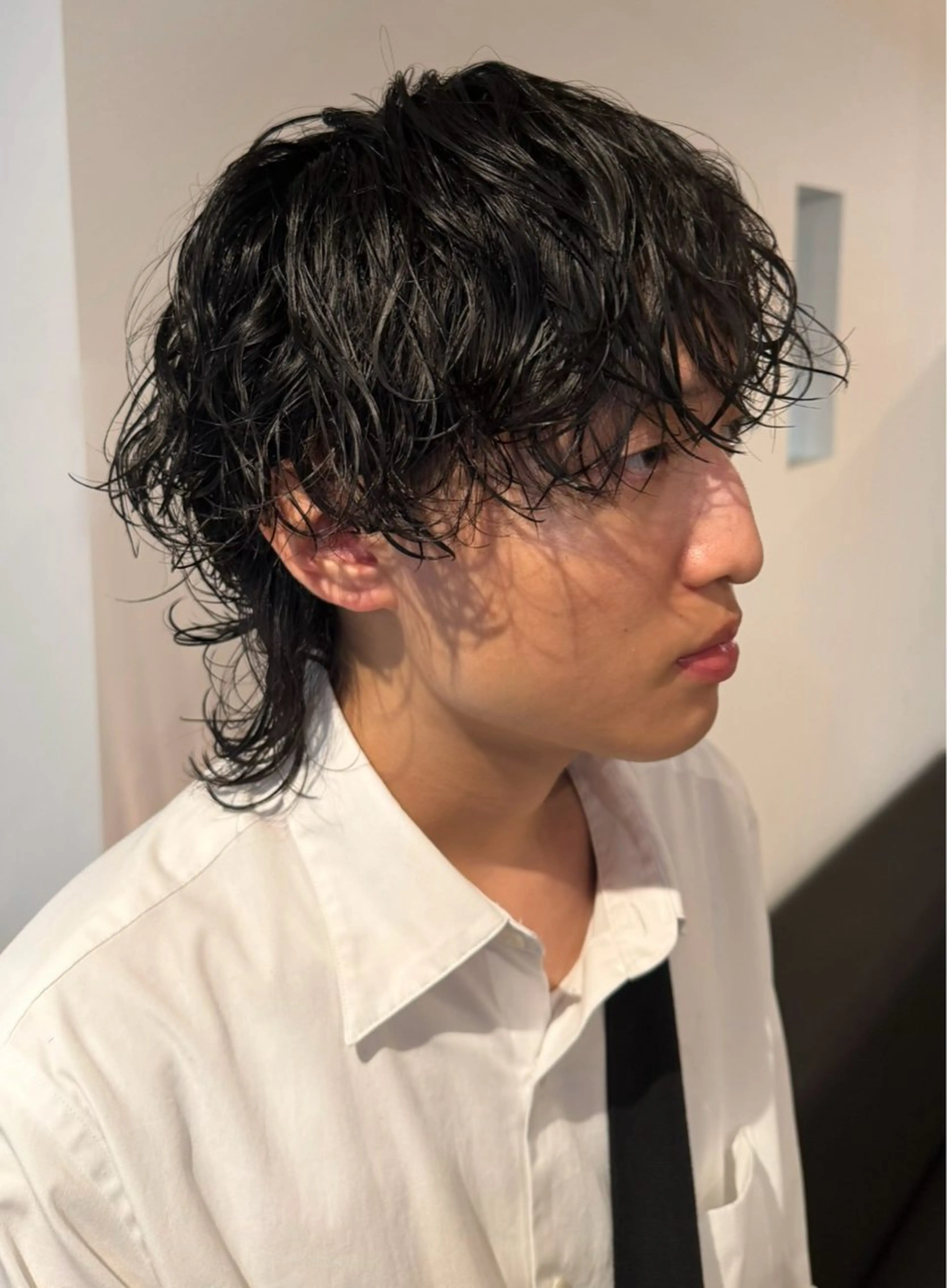 パーマ メンズ メンズウルフカット ウルフカット カット パーマ 小嵩 峻平のヘアスタイル