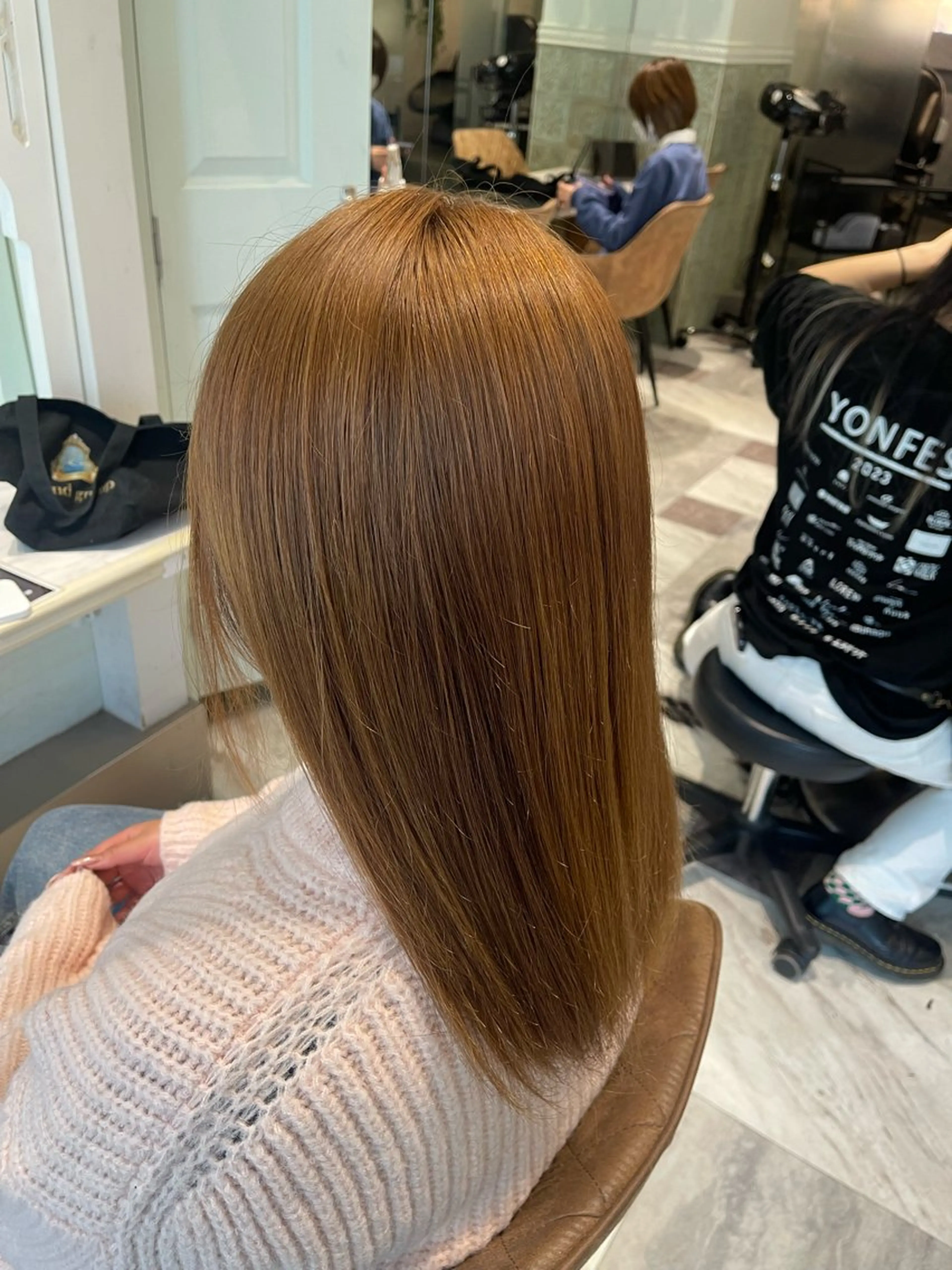 ミディアム 服部大地/ブリーチ 無しWカラー髪質改善のヘアスタイル