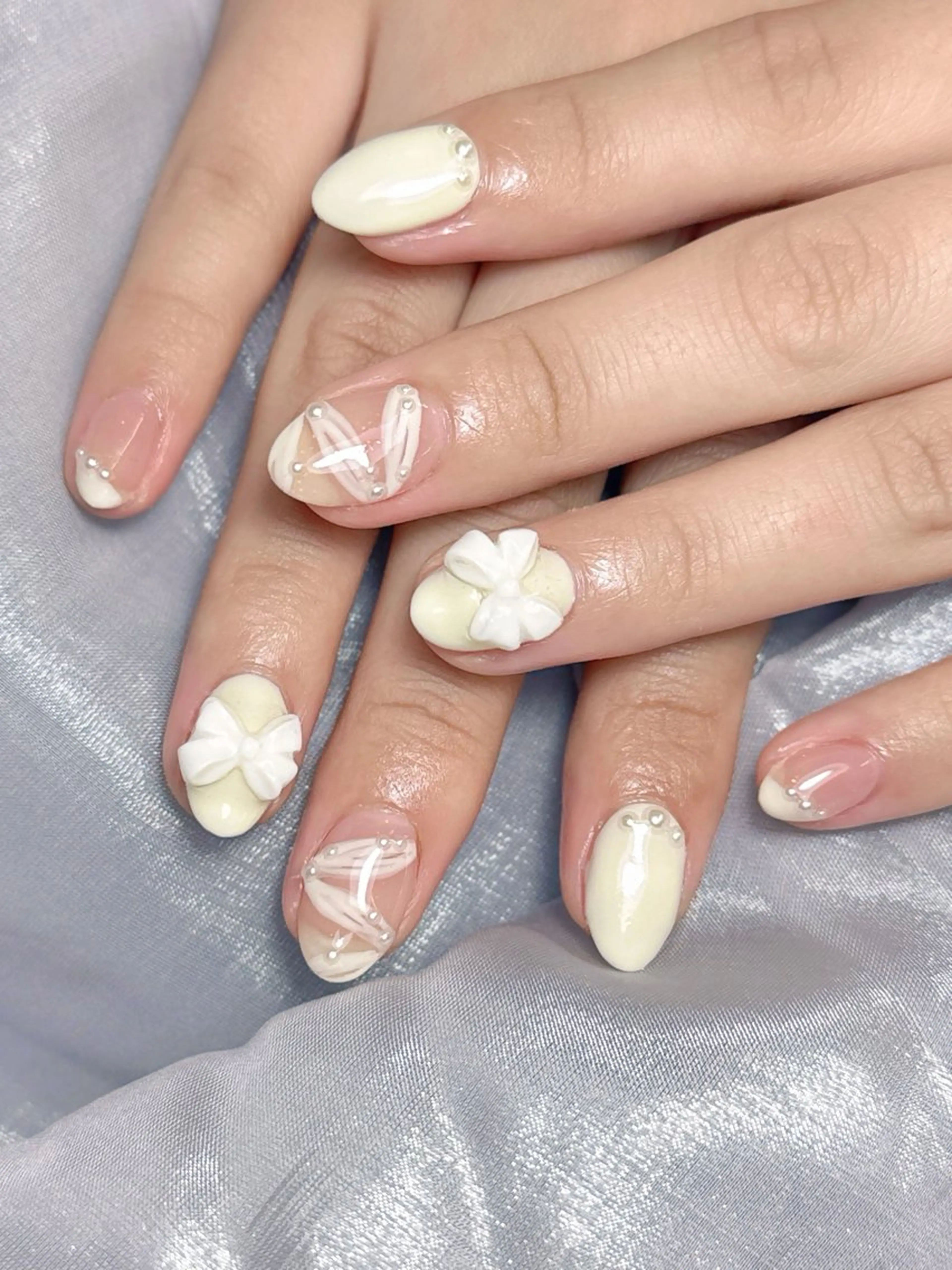 ネイル ハンドネイル グロー ネイルのネイルデザイン