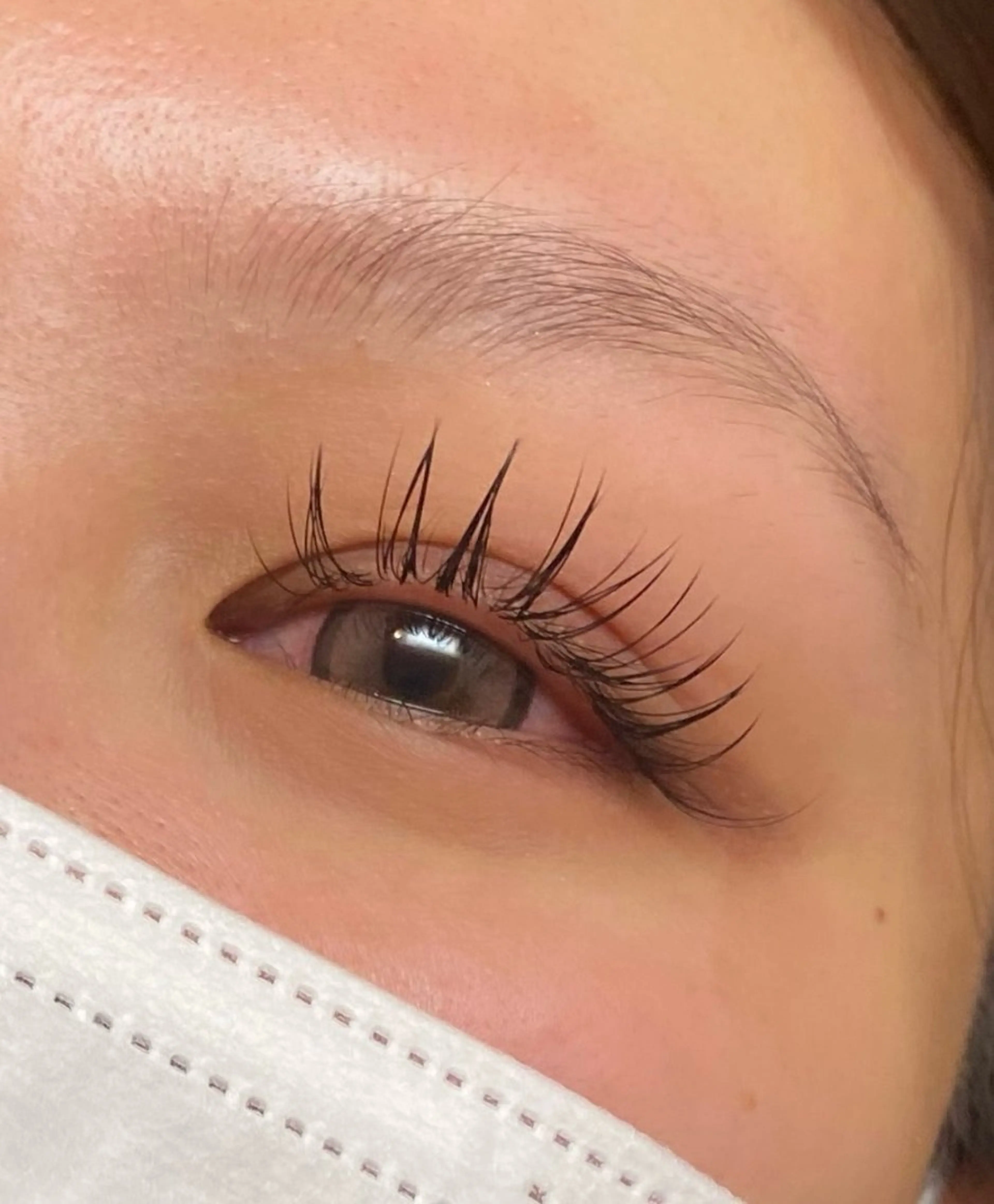 マツエク・マツパ 杉下 愛純のヘアスタイル