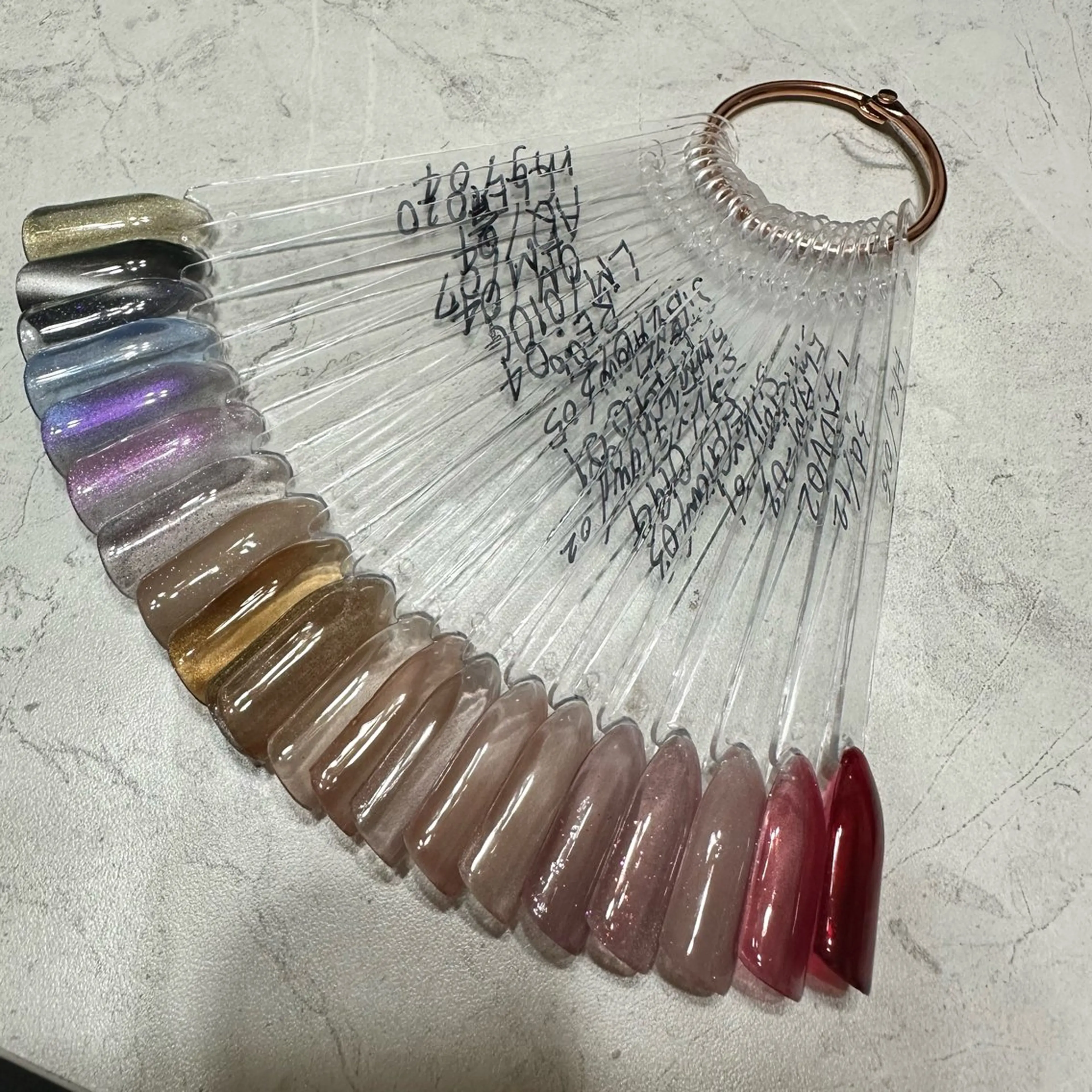 ネイル マグネットネイル ハンドネイル Nailsalon Clairのネイルデザイン