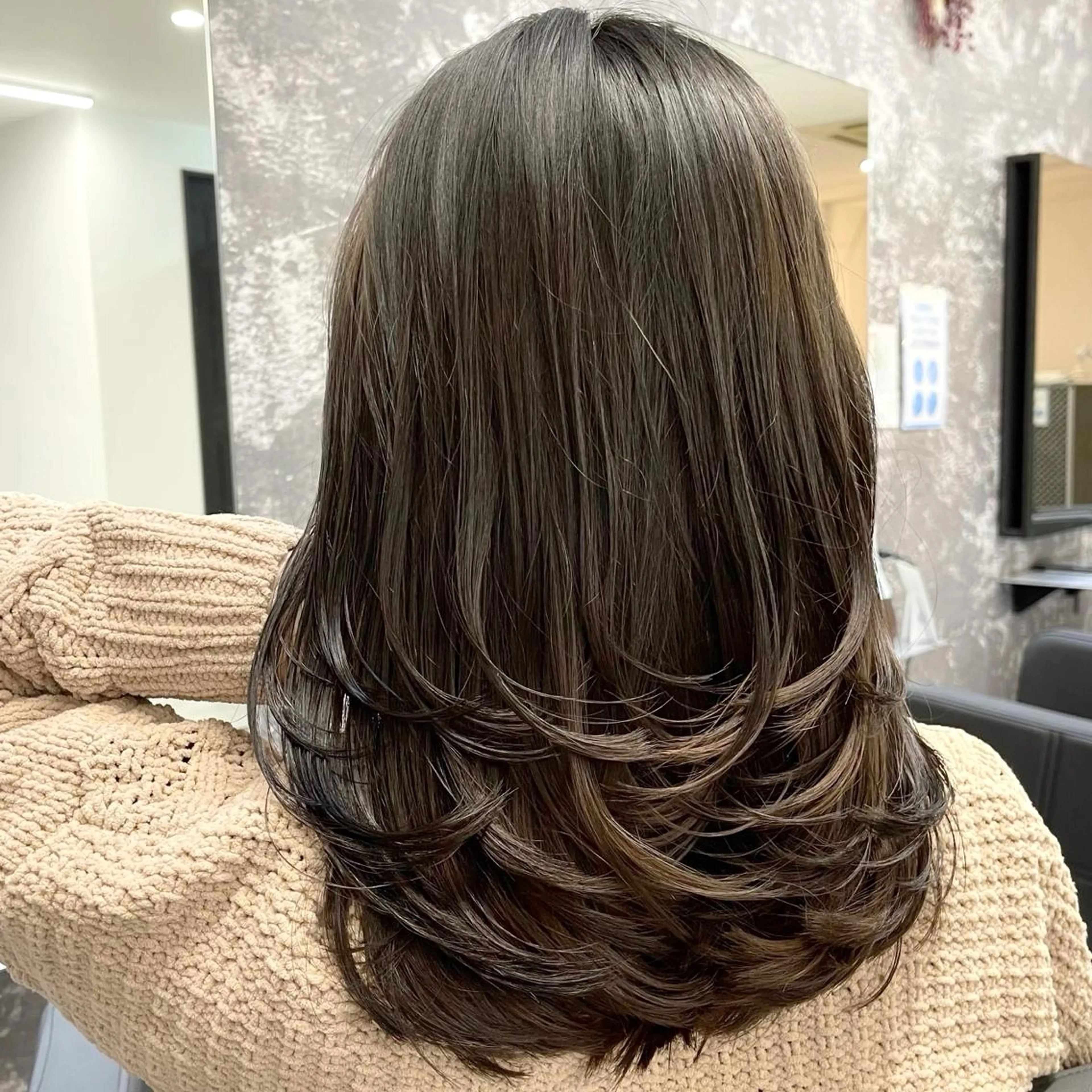 ミディアム 外国人風カラー ハイライト レイヤーカット アンドウ ユウ/ レイヤーカット/韓国のヘアスタイル