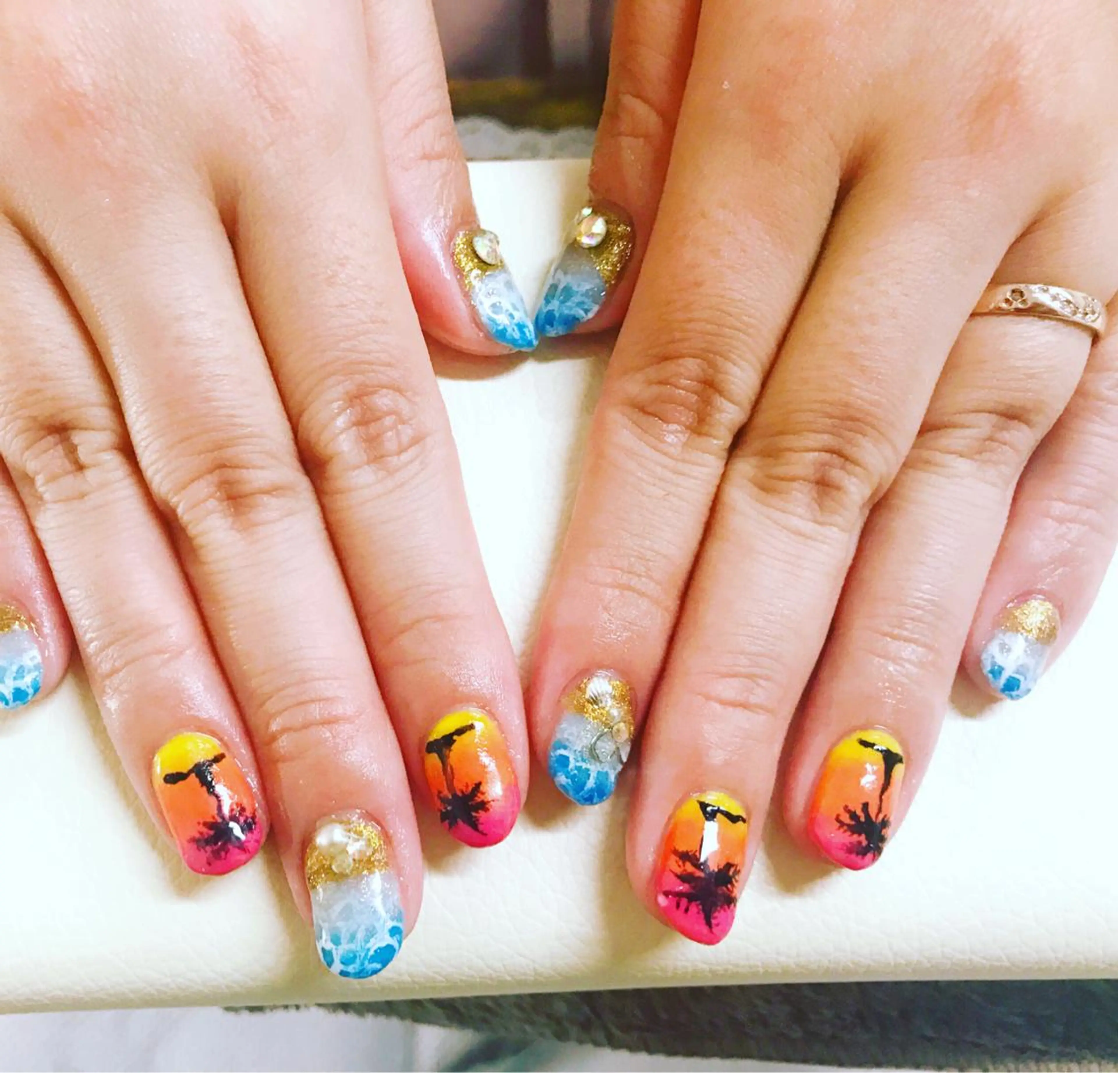 ネイル 美尽  BIZIN所属・久々 もえみのネイルデザイン