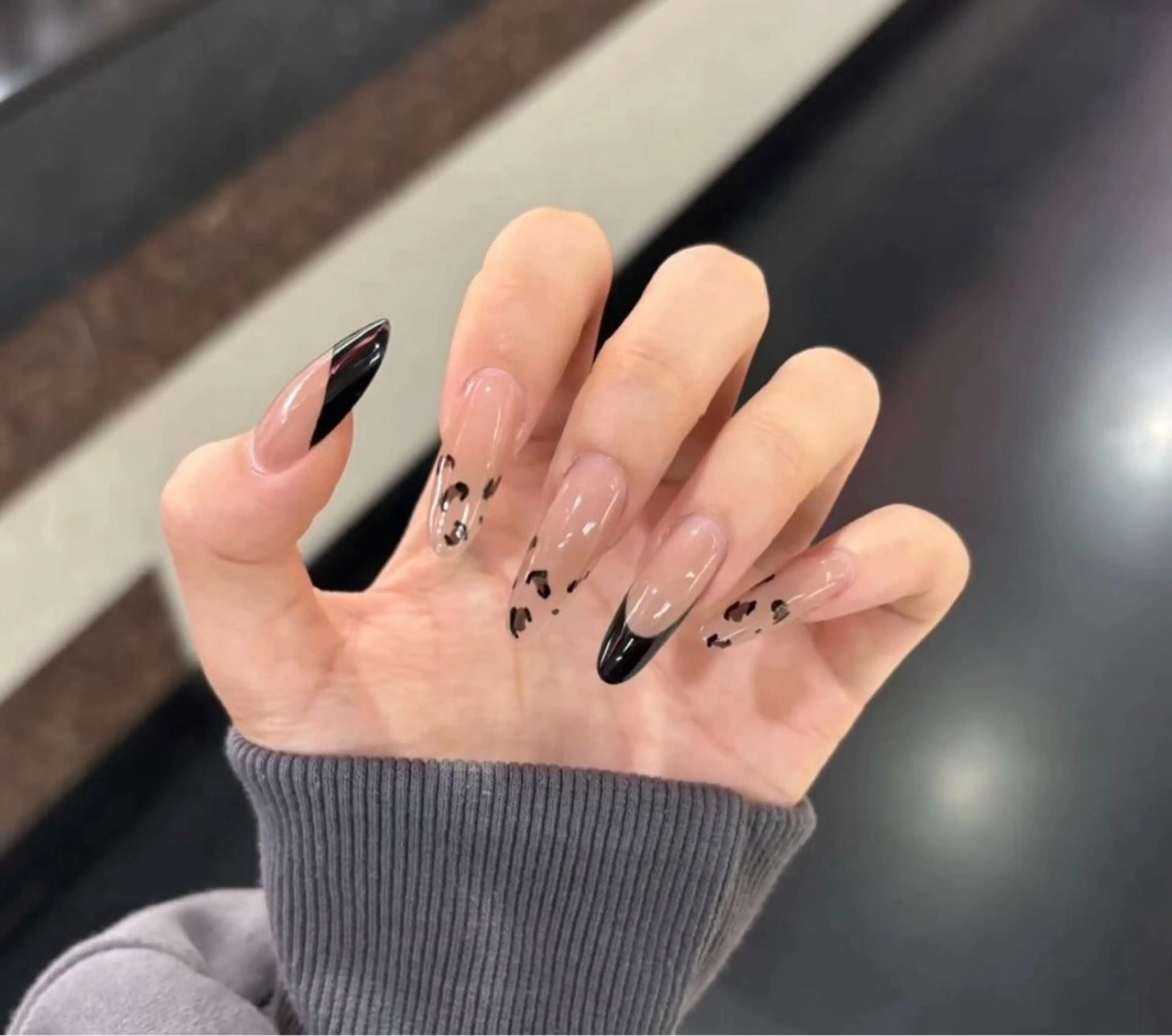 ネイル アートネイル オーロラネイル ブルー チークネイル フットネイル ハンドネイル NAILS168 新大久保店のネイルデザイン