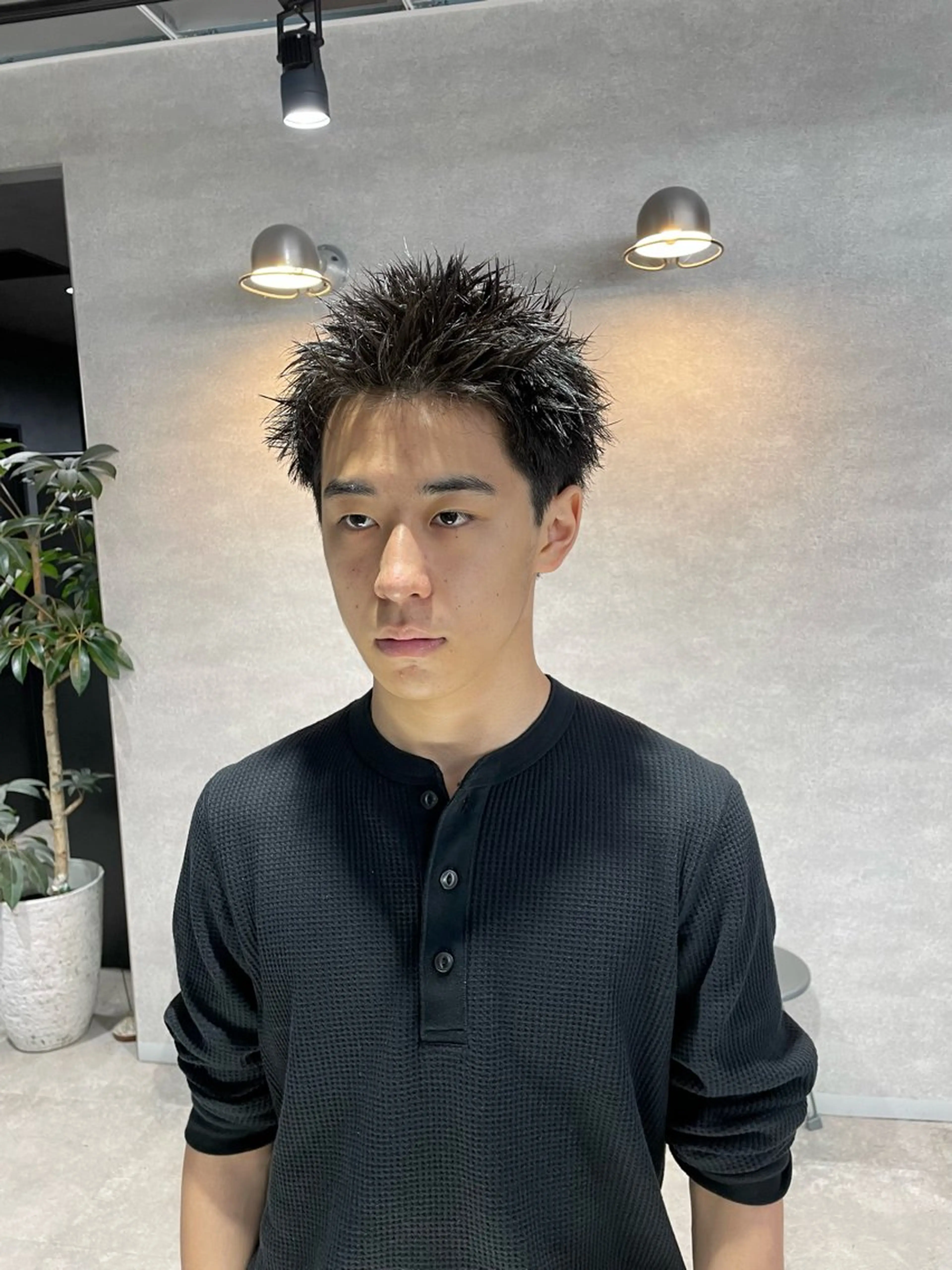 ショート メンズ スパイキーショート ショートヘア カット 垢抜けハイトーン☀／ 笑顔の美容師／しゅんのヘアスタイル