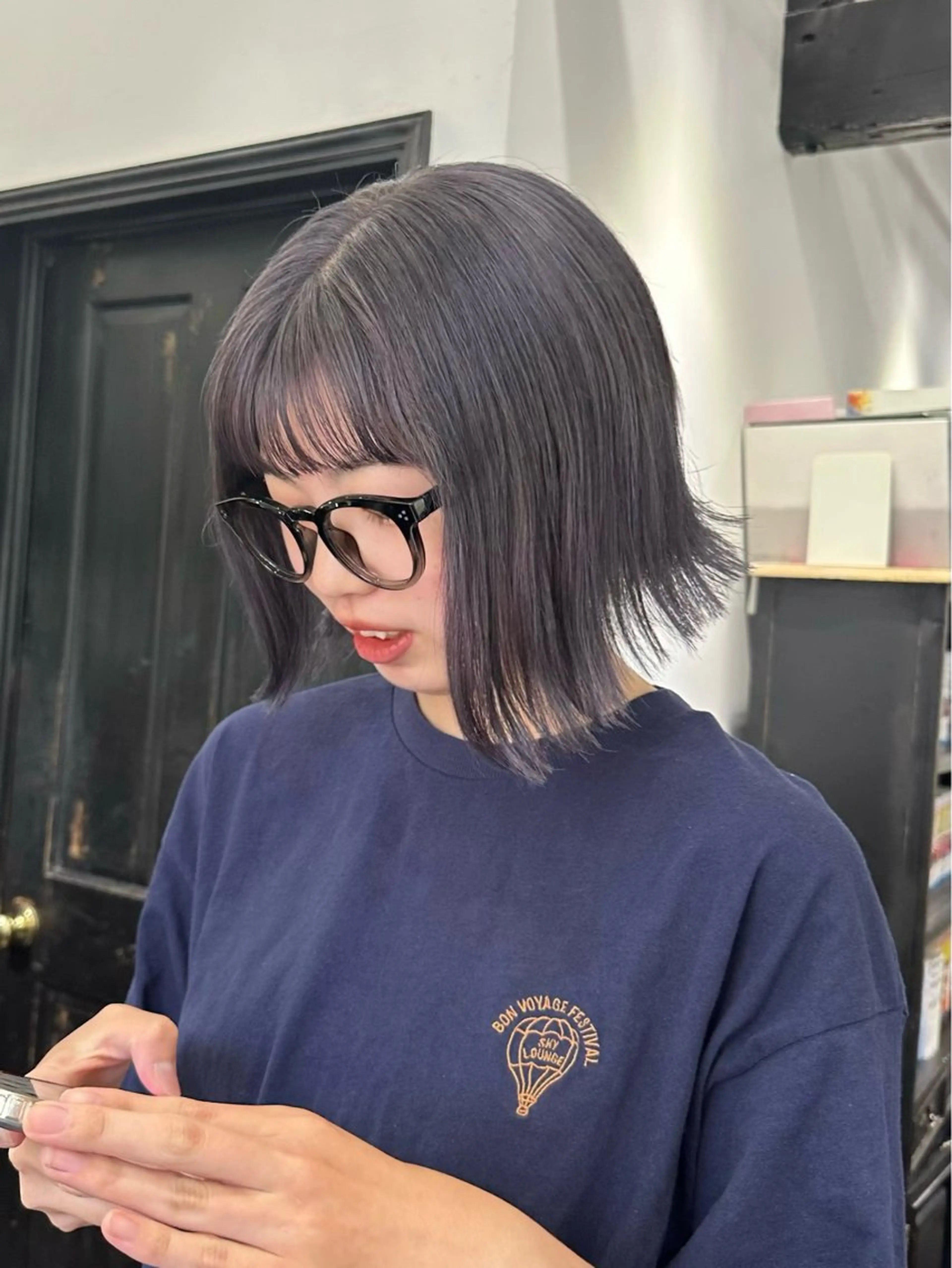 ミディアム カラー ベージュカラー ブリーチ 透明感カラー ラベンダーカラー ラベンダーグレー ヘアカラー トリートメント REAL 心斎橋所属・ブリーチ/ベージュ /ピンク🦋ナツミのヘアスタイル