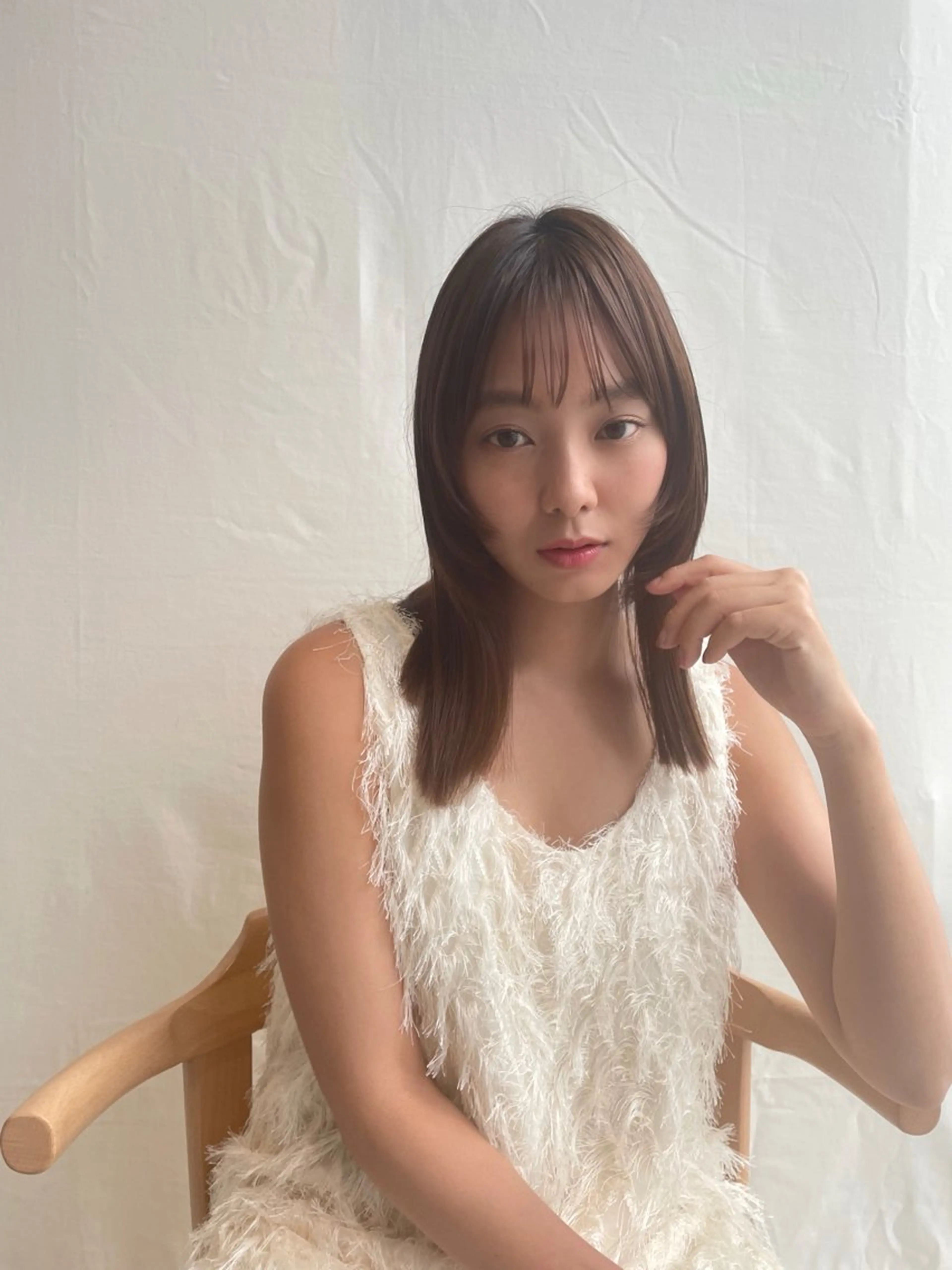 ミディアム カラー ブラウンカラー レイヤーカット 小顔カット レイヤーカット🎀 kanaのヘアスタイル