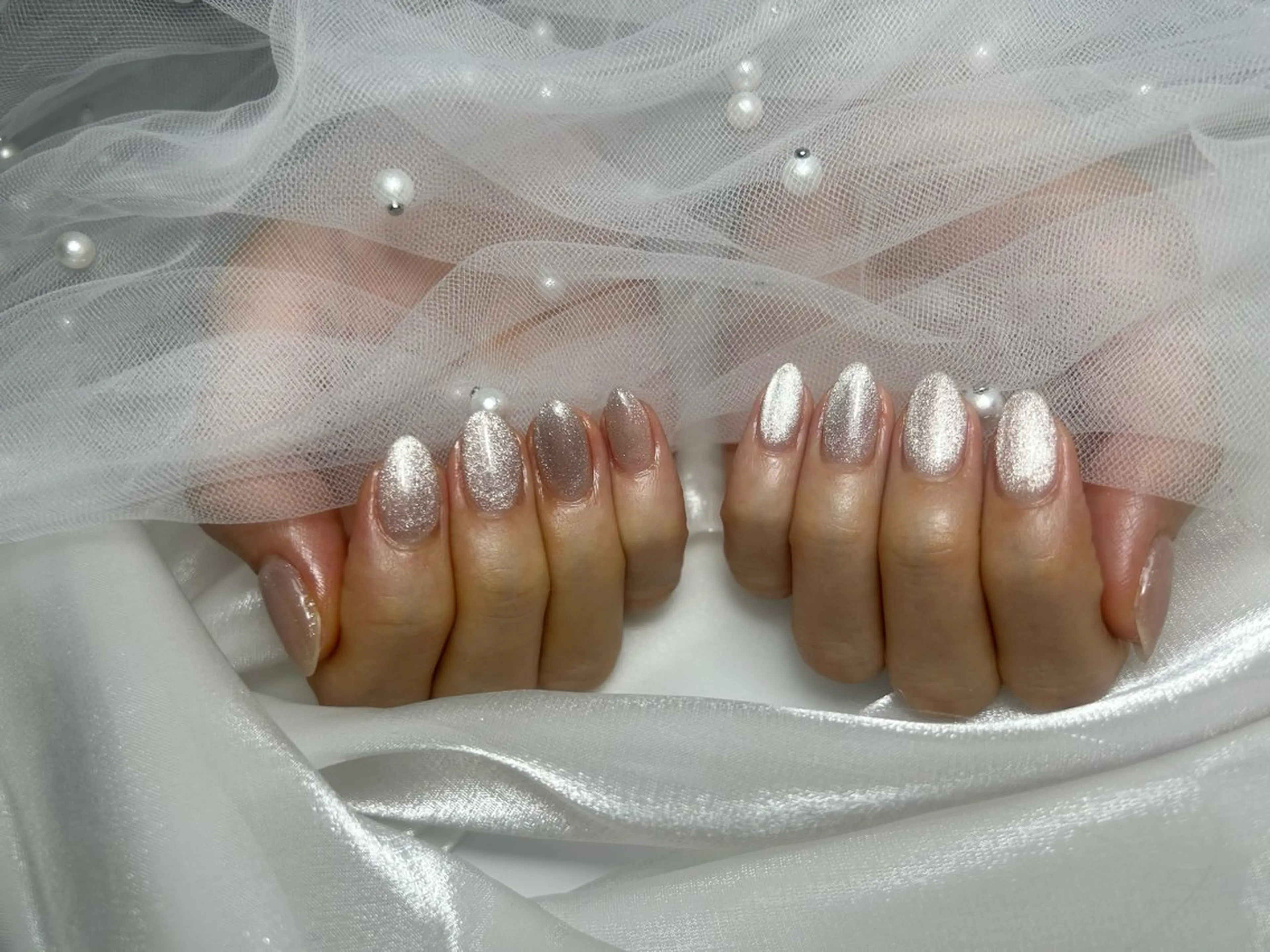 ネイル ハンドネイル ハンドケア モナ& ナナのネイルデザイン