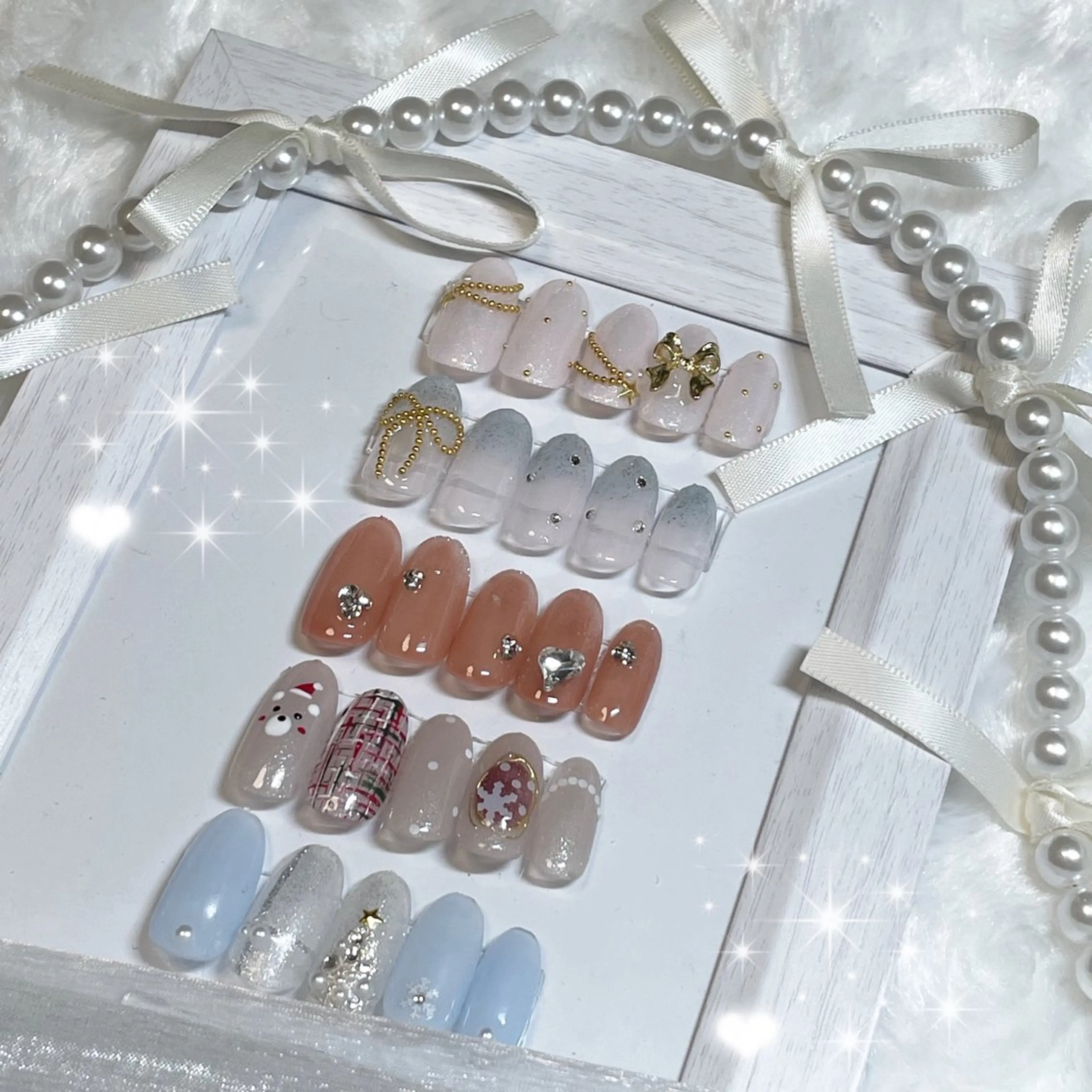 ネイル ジェルネイル キラキラネイル 韓国ネイル 持ち込み ワンカラーネイル fiore nail 🦋のネイルデザイン