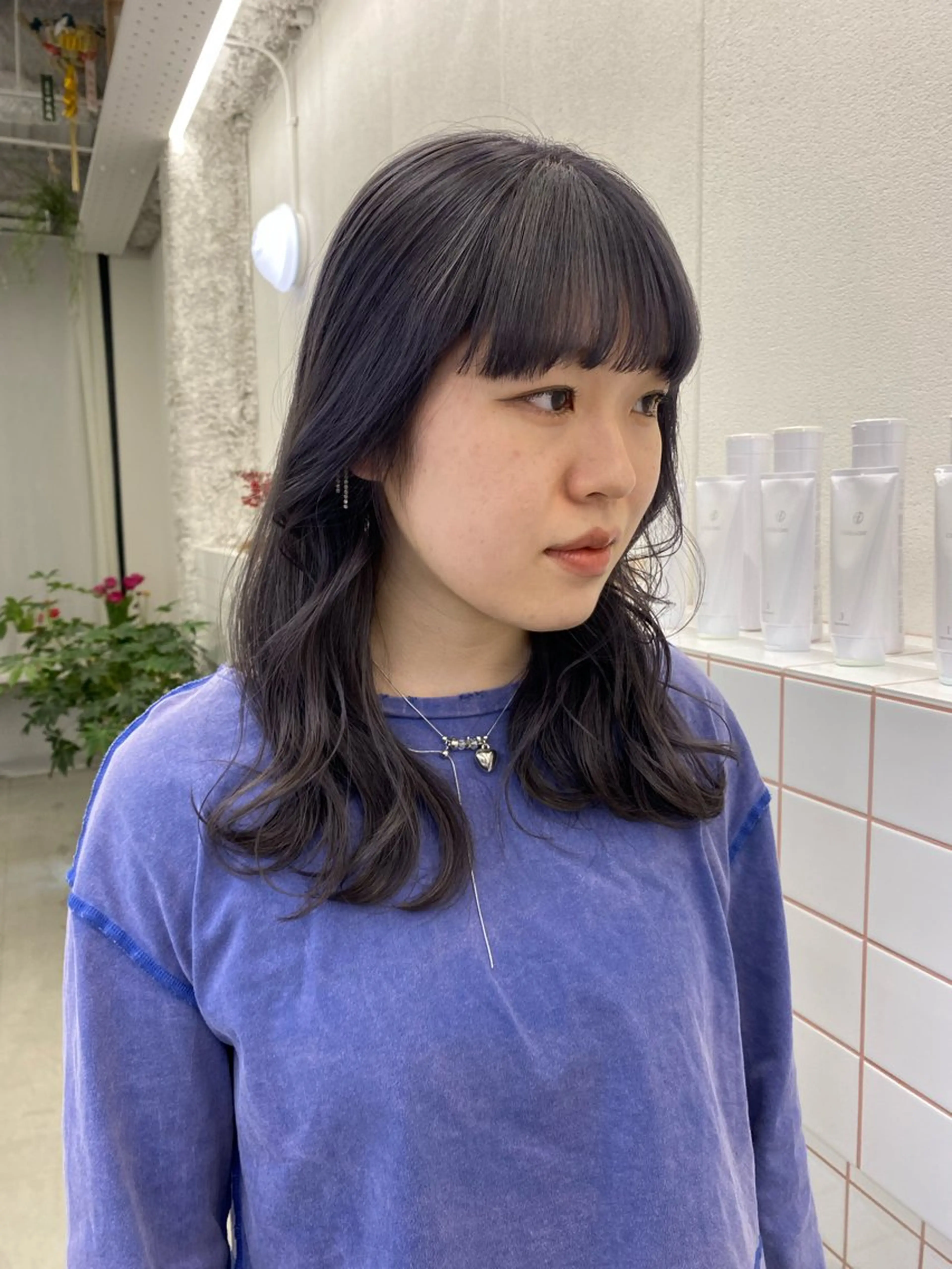 セミロング カラー ブリーチ ラベンダーカラー ラベンダーグレー NIKO/名古屋/ 伏見/花屋併設のヘアスタイル