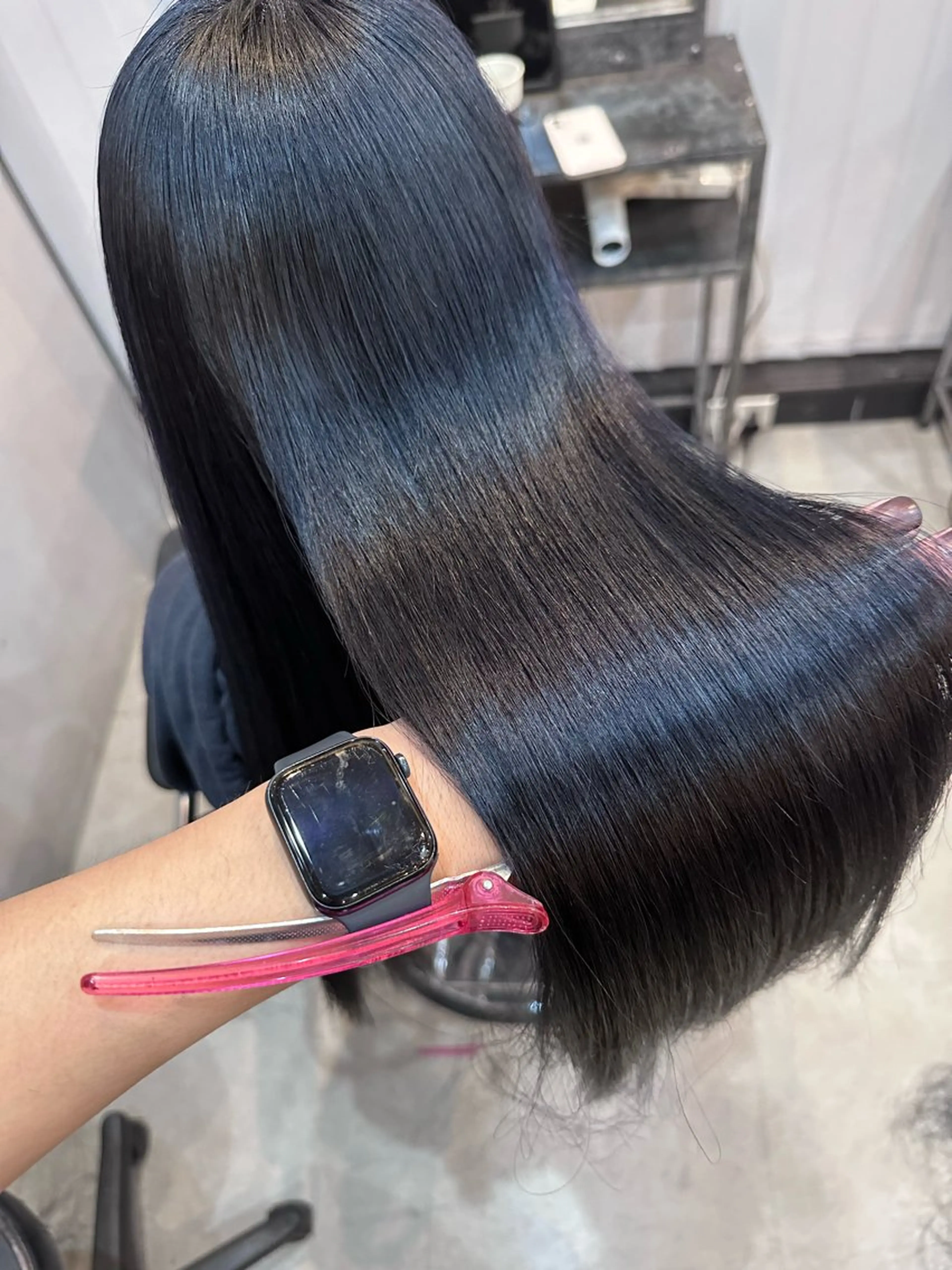 ロング カラー 黒髪 ブルーカラー ブルーブラック シルバー 髪質改善・艶カラー HIROTOのヘアスタイル