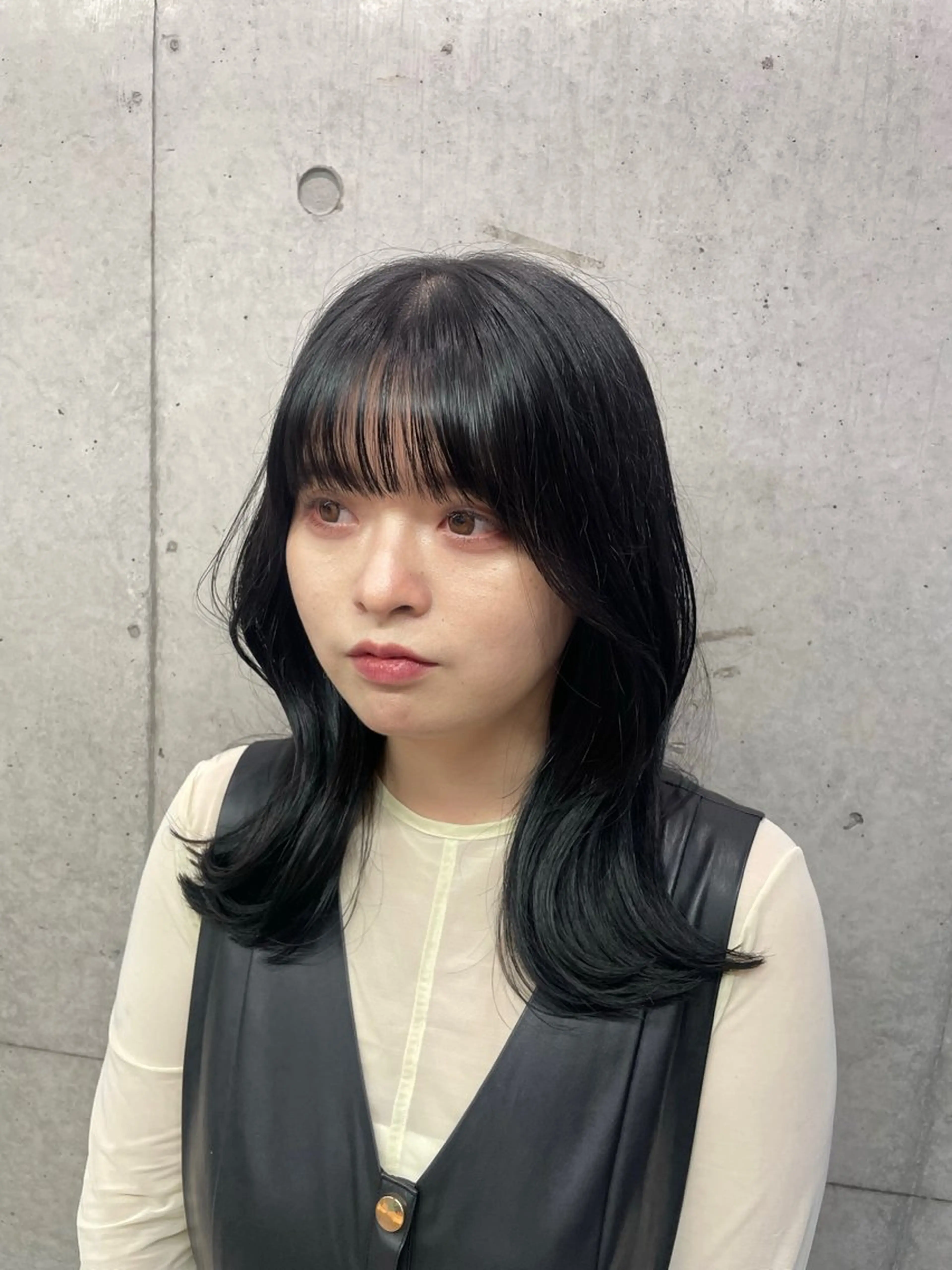 セミロング カラー clam. yuu🦩のヘアスタイル