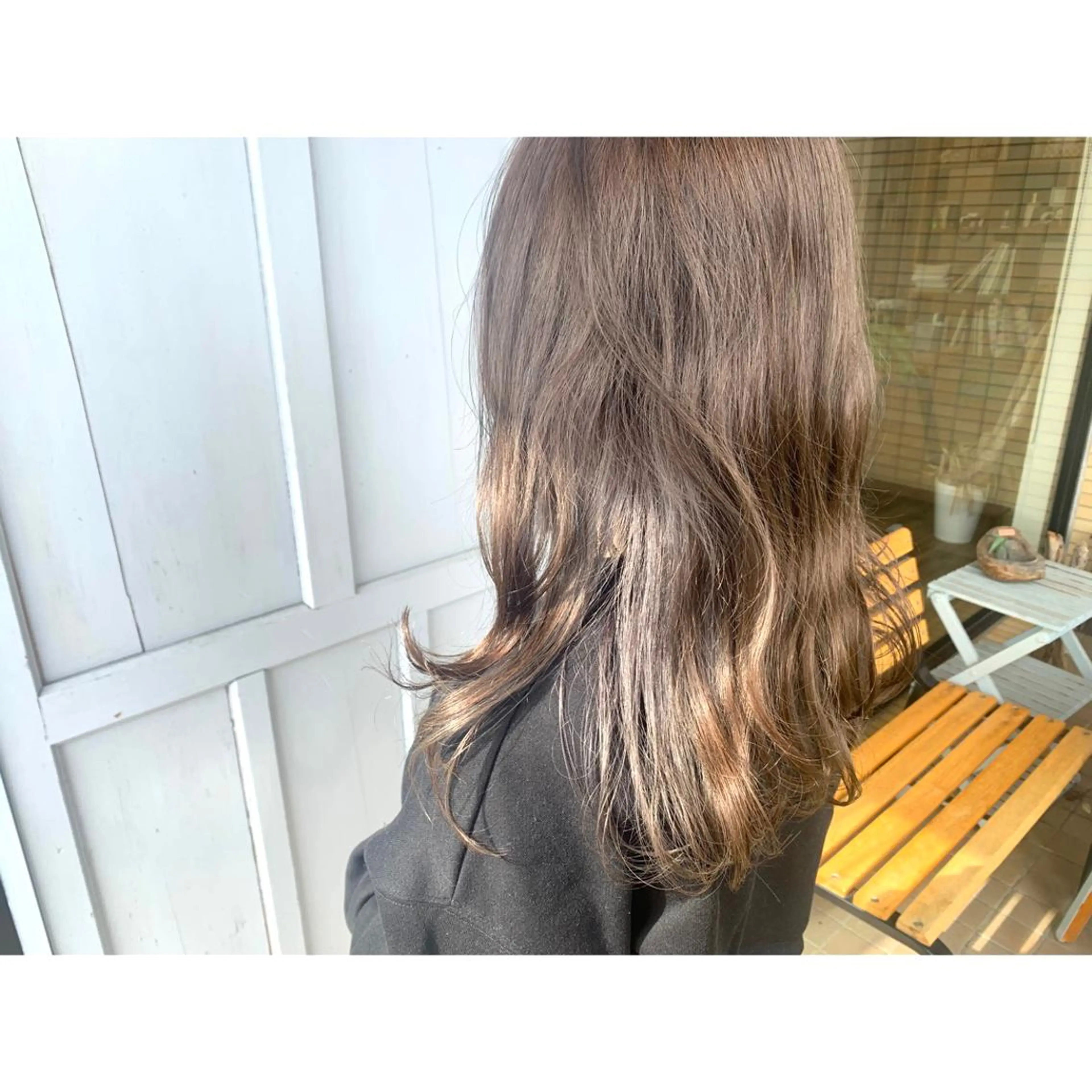ロング カラー インナーカラー ヘアカラー トリートメント ツキダテ ユイのヘアスタイル